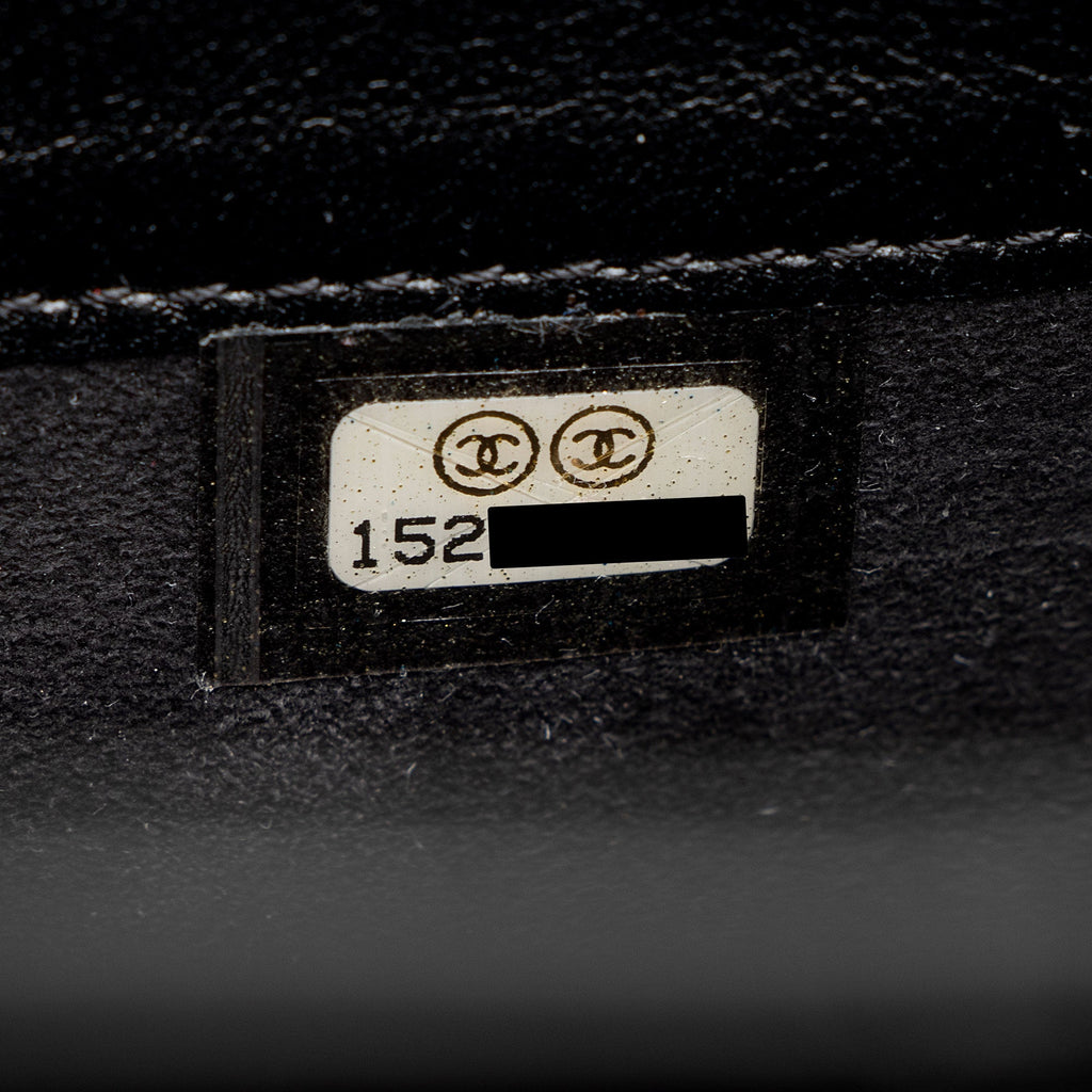 Chanel Patent Leather CC Brilliant iPad Case (SHF-erdd74)