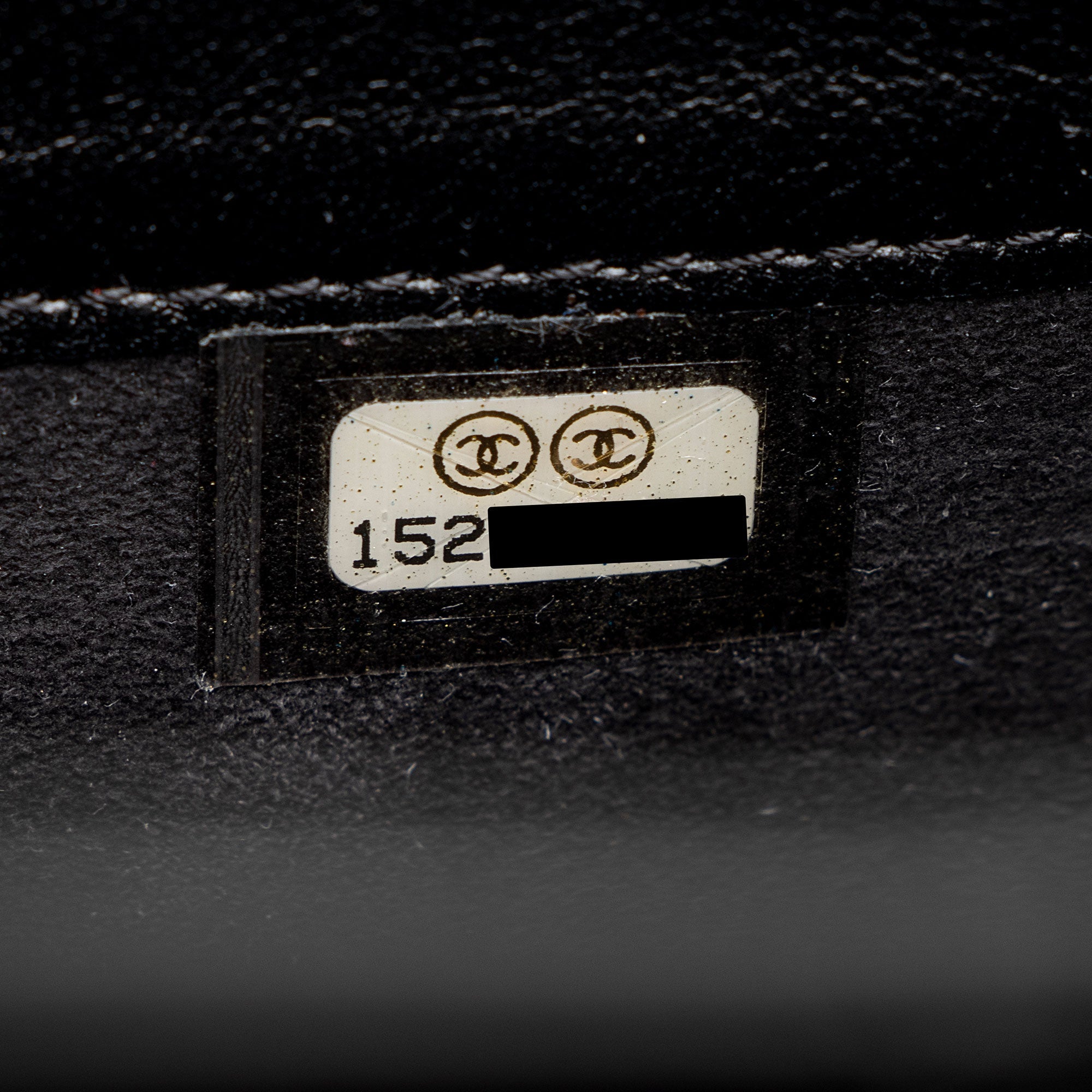 Chanel Patent Leather CC Brilliant iPad Case (SHF-erdd74)