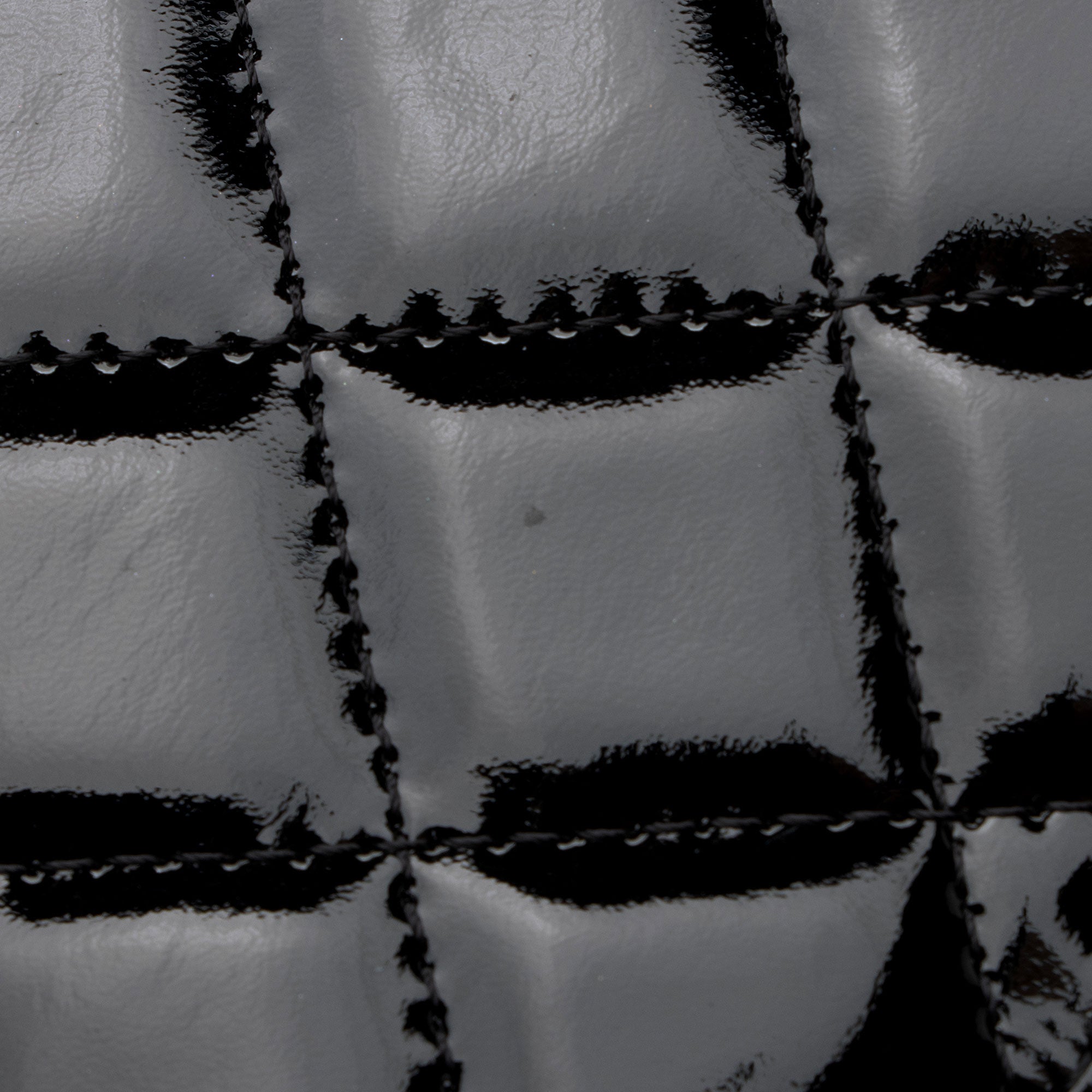 Chanel Patent Leather CC Brilliant iPad Case (SHF-erdd74)