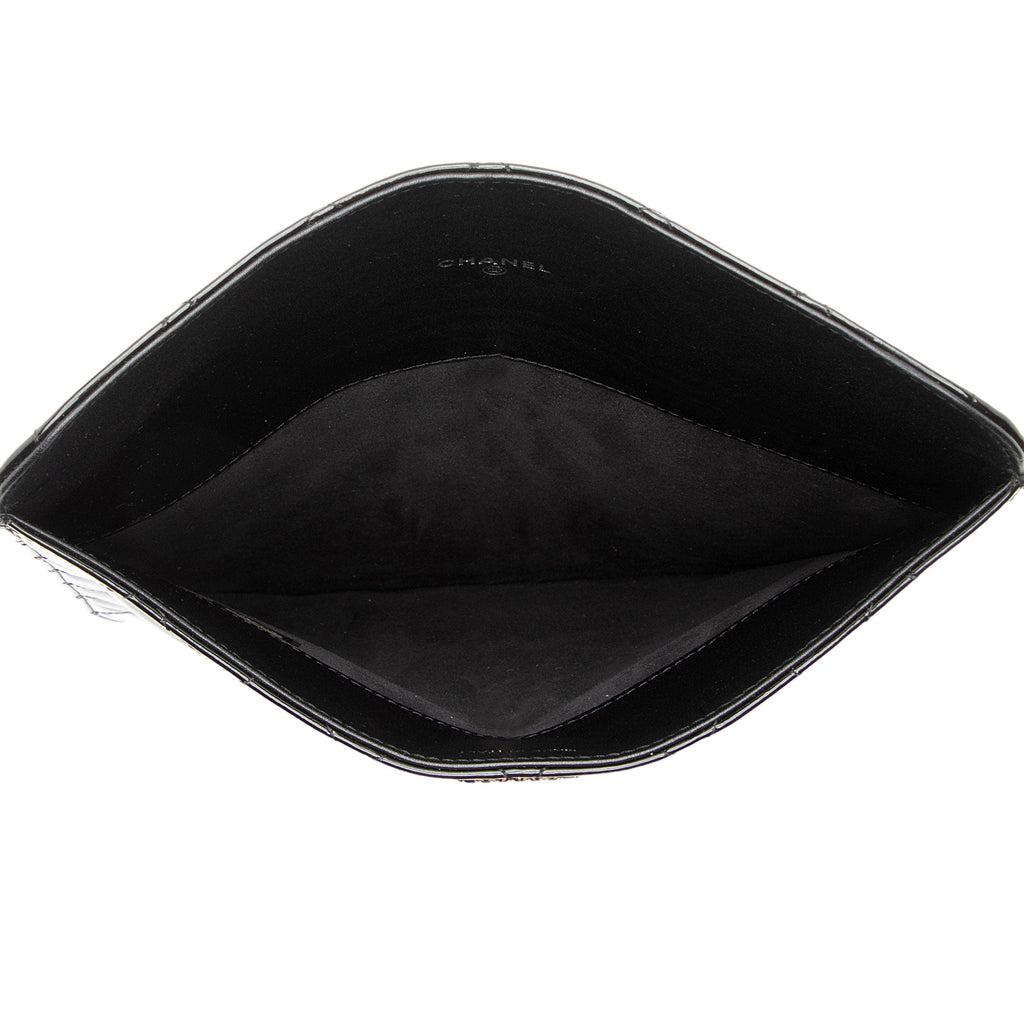 Chanel Patent Leather CC Brilliant iPad Case (SHF-erdd74)