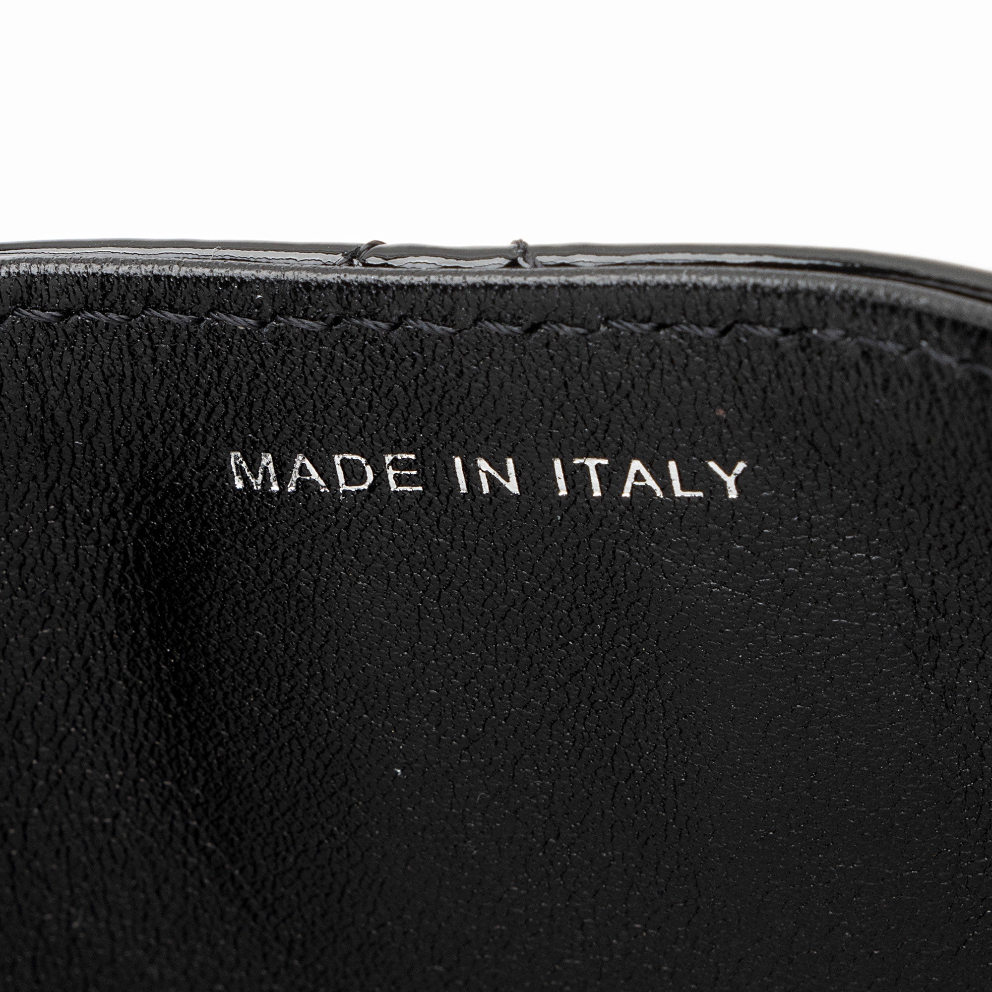 Chanel Patent Leather CC Brilliant iPad Case (SHF-erdd74)