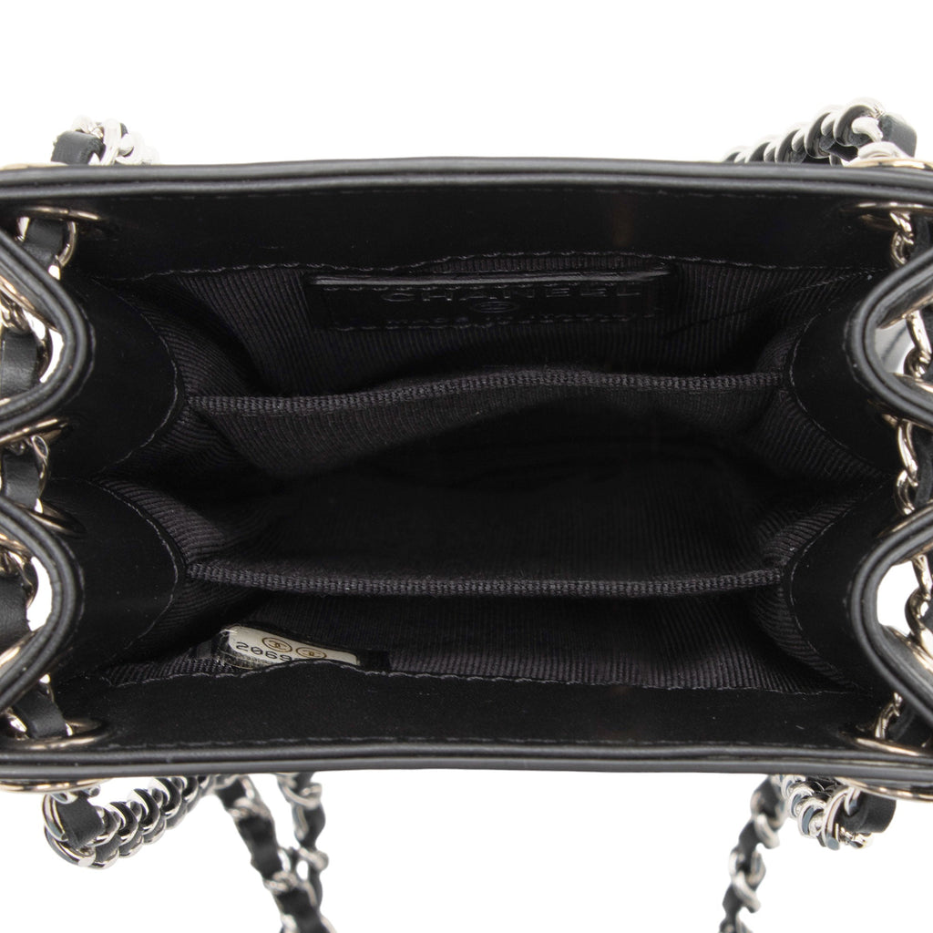 Chanel Patent Leather CC Phone Holder Crossbody (SHF-VnP7Do)