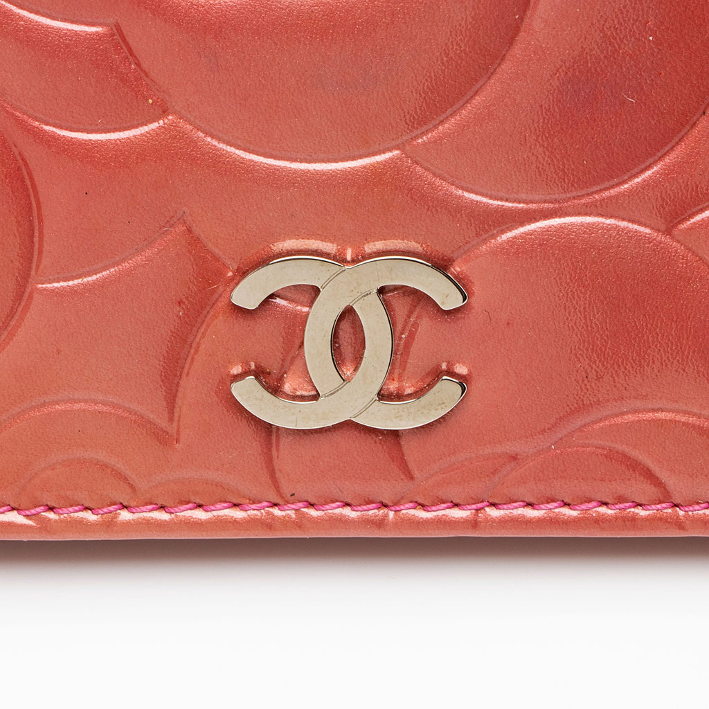 Chanel Patent Leather Camellia CC Yen Wallet