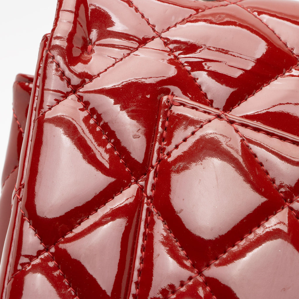 Chanel Patent Leather Classic Jumbo Double Flap Bag (SHF-Sit8OS)