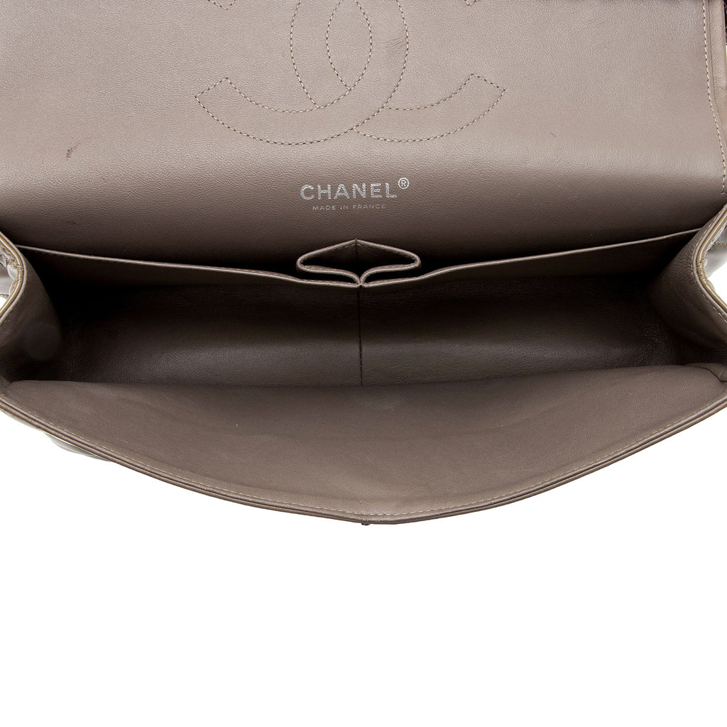 Chanel Patent Leather Classic Jumbo Double Flap Bag (SHF-jE6UCt)