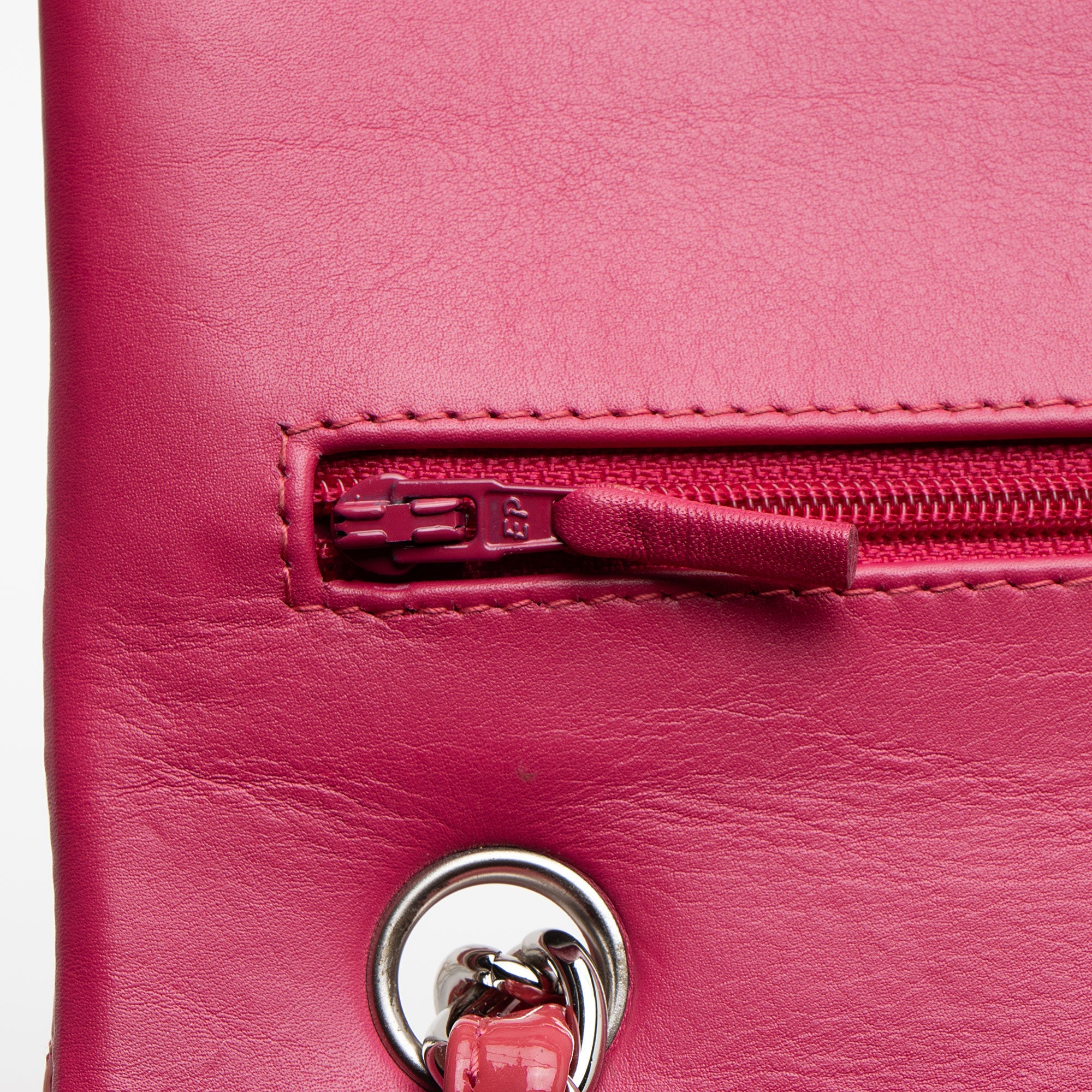 Chanel Patent Leather Classic Jumbo Double Flap Bag (SHF-2aeN2O)