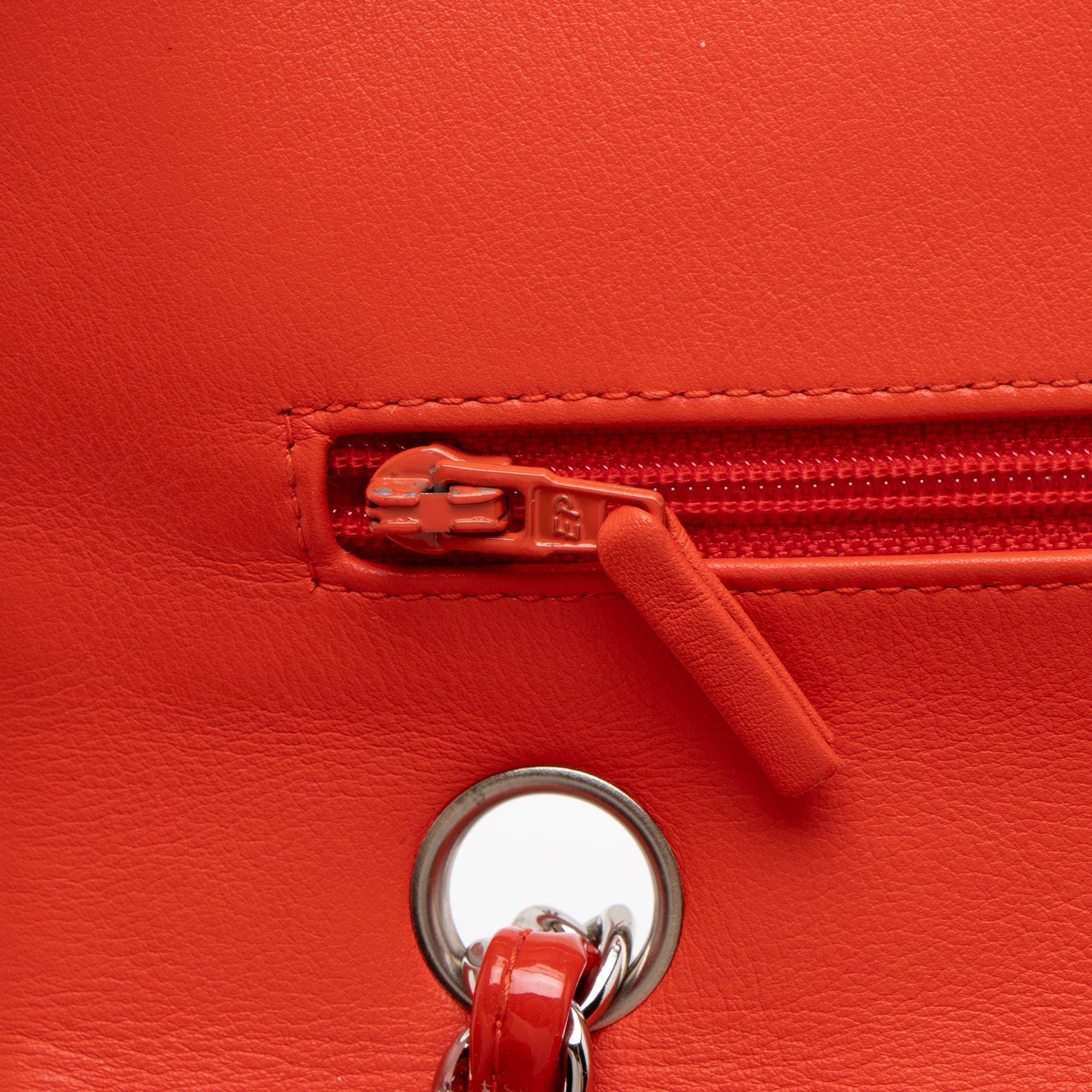 Chanel Patent Leather Classic Medium Double Flap Bag (SHF-N0PJ3H)