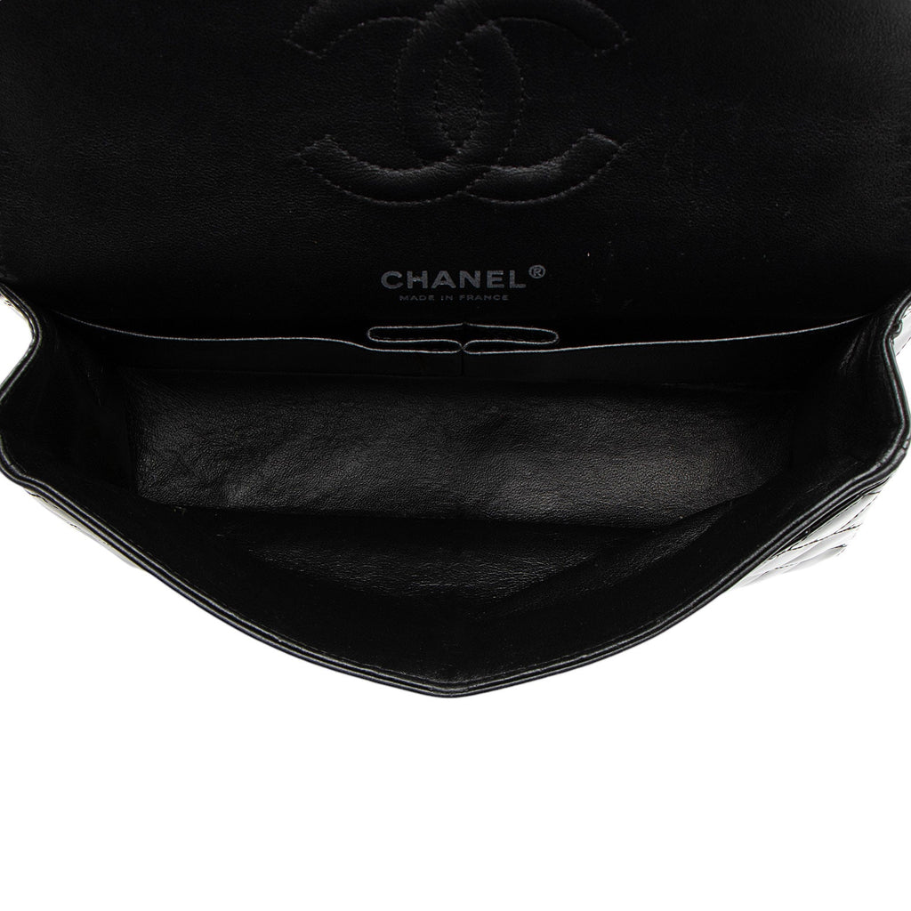 Chanel Patent Leather Classic Medium Double Flap Bag (SHF-XaMpG8)