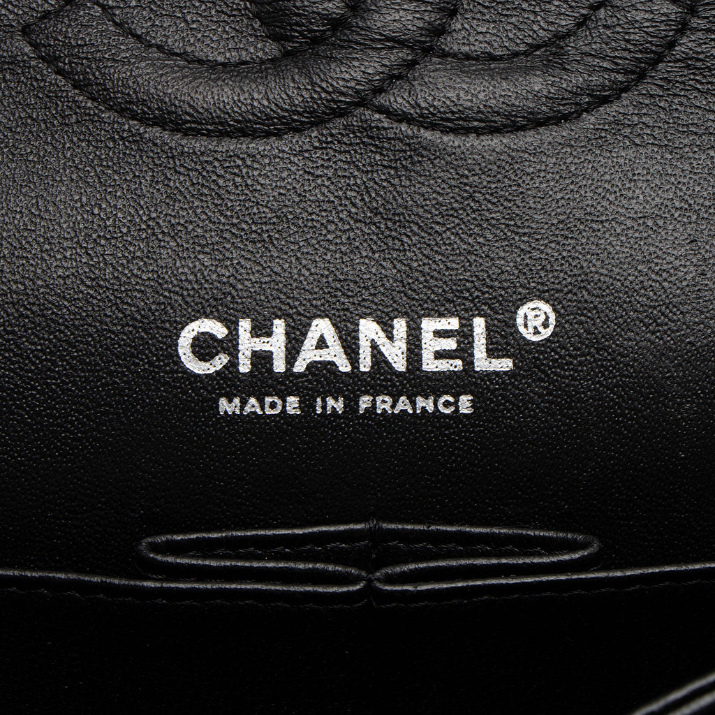 Chanel Patent Leather Classic Medium Double Flap Bag (SHF-XaMpG8)