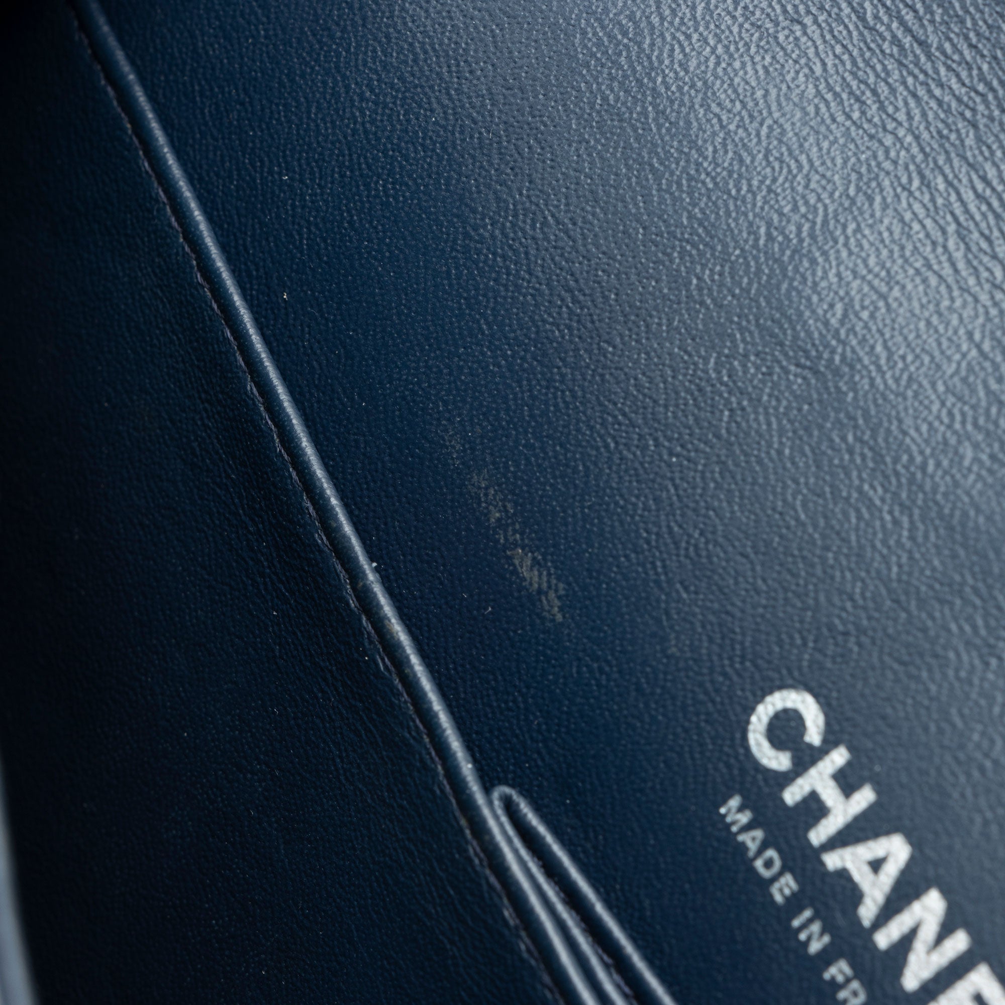 Chanel Patent Leather Classic Medium Double Flap Bag (SHF-lLuqxa)