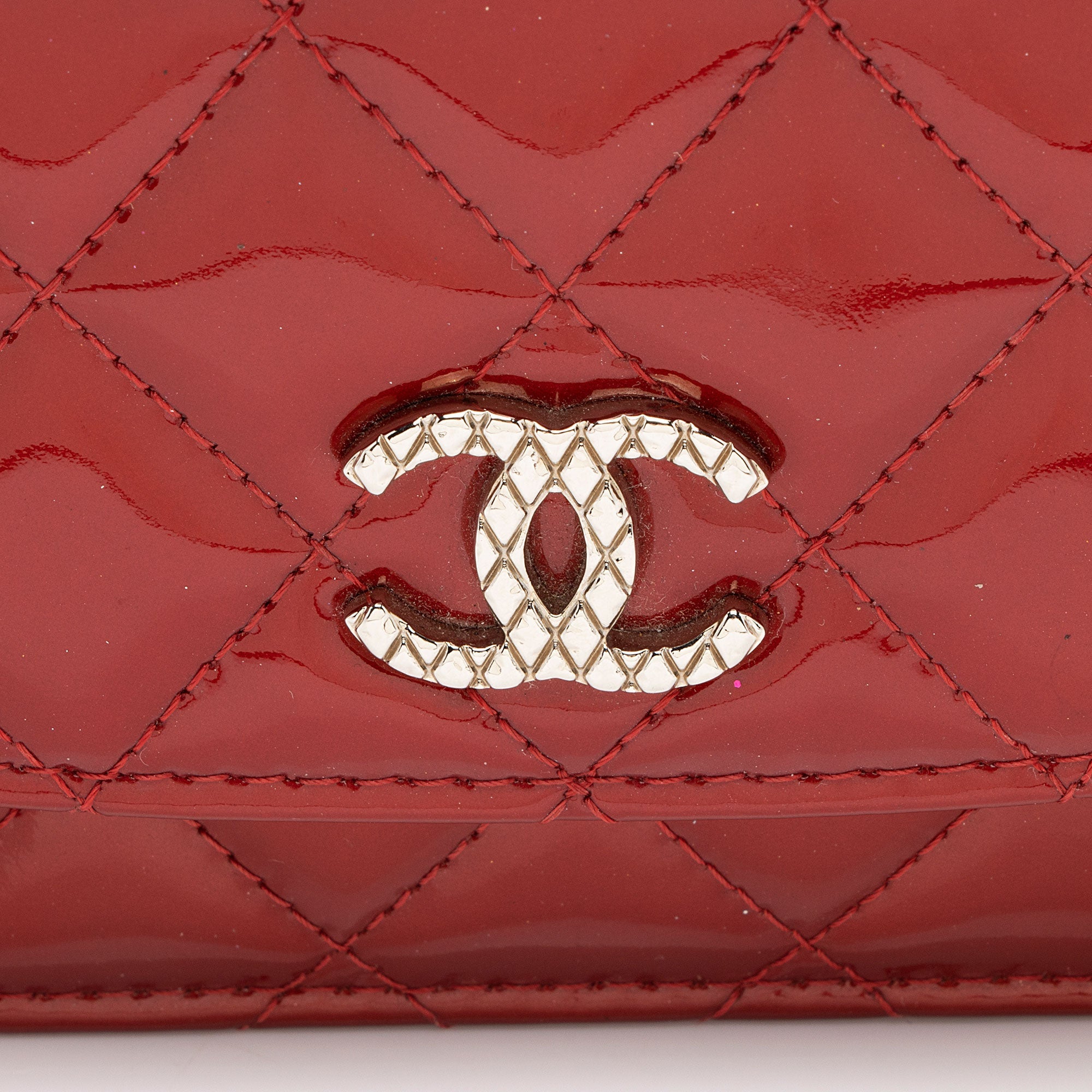 Chanel Patent Leather Classic Wallet on Chain Bag (SHF-kZcSTK)