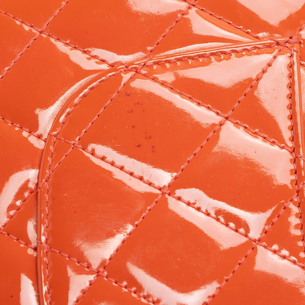 Chanel Patent Leather Classic Wallet on Chain (SHF-JIB4Sf)