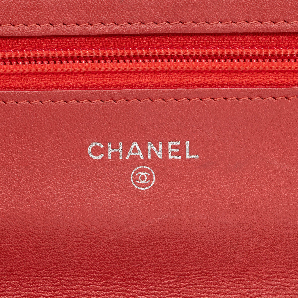 Chanel Patent Leather Classic Wallet on Chain (SHF-JIB4Sf)