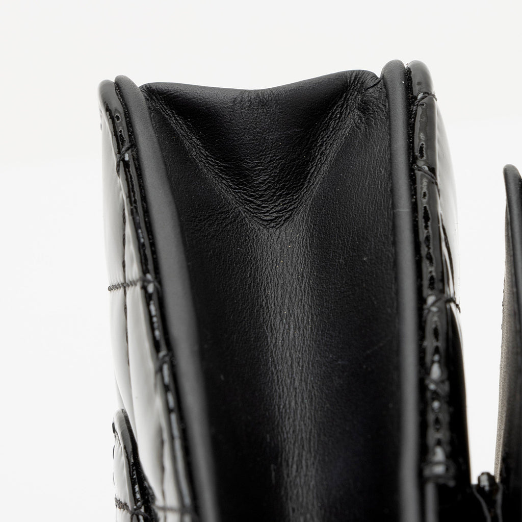 Chanel Patent Leather Classic Wallet on Chain (SHF-8fowjN)