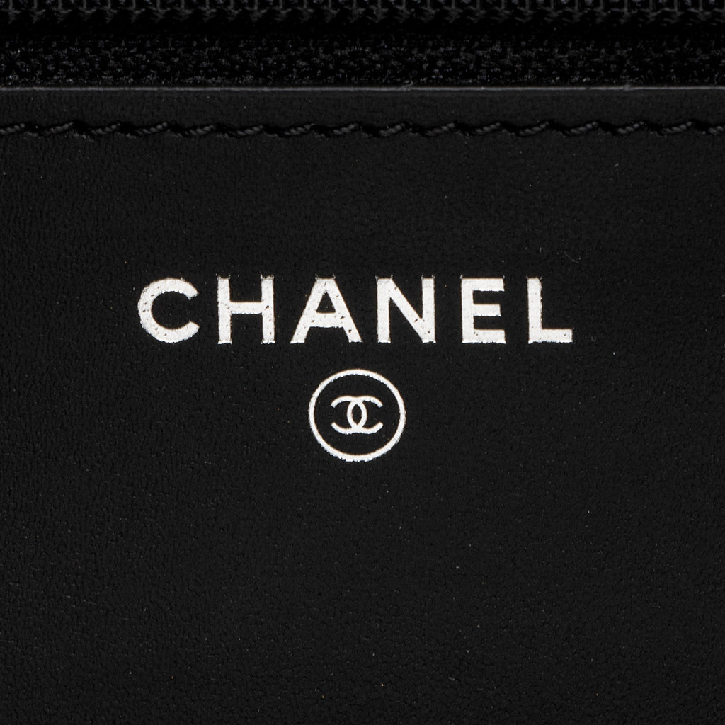 Chanel Patent Leather Classic Wallet on Chain (SHF-8fowjN)