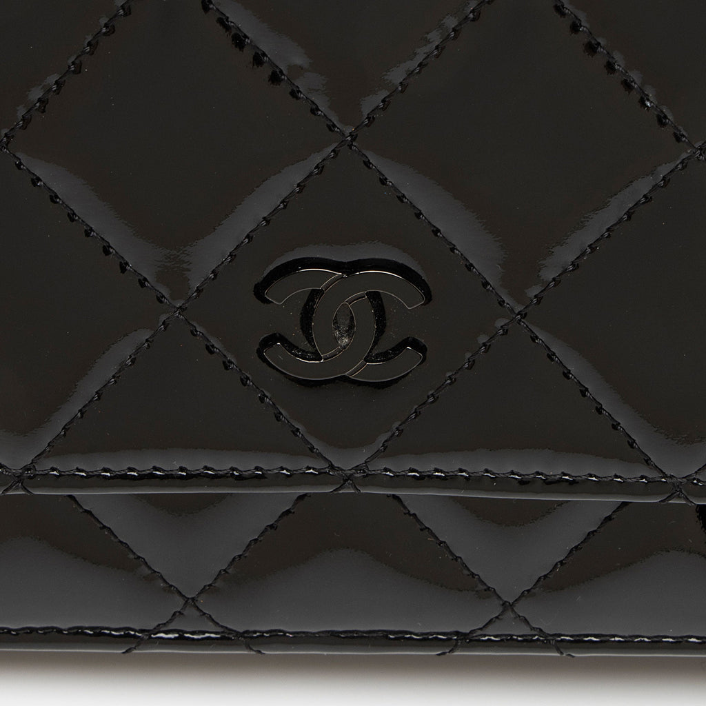 Chanel Patent Leather Classic Wallet on Chain