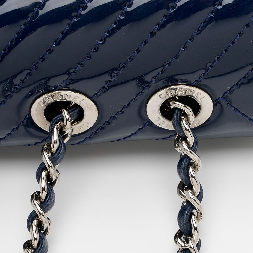 Chanel Patent Leather Coco Boy Small Flap Bag (SHF-mwPK8i)