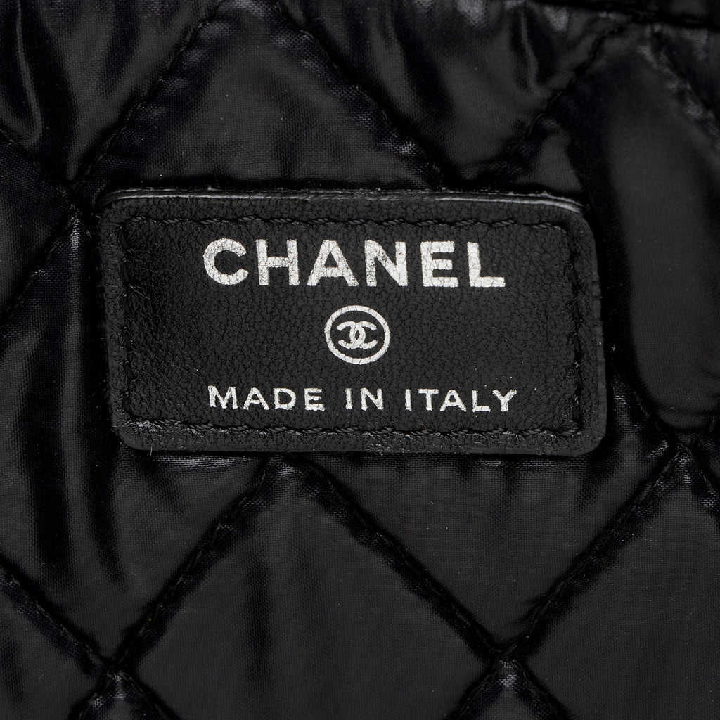 Chanel Patent Leather Medium O-Case (SHF-aLyKNf)
