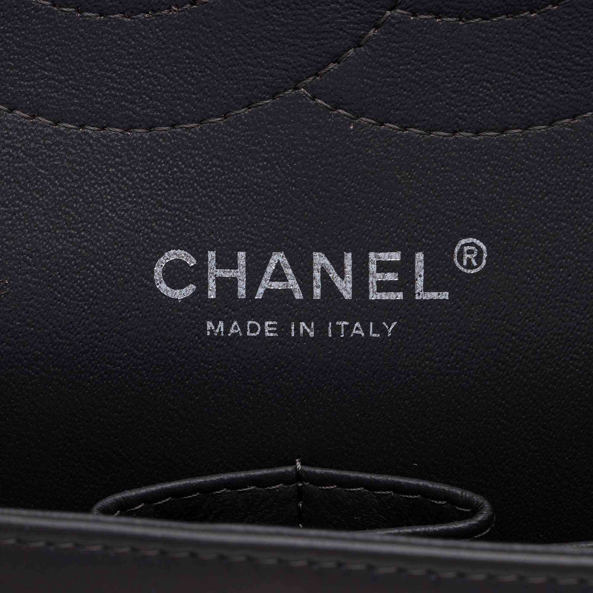 Chanel Patent Leather Stripe Classic Jumbo Double Flap Bag (SHF-xHciHb)