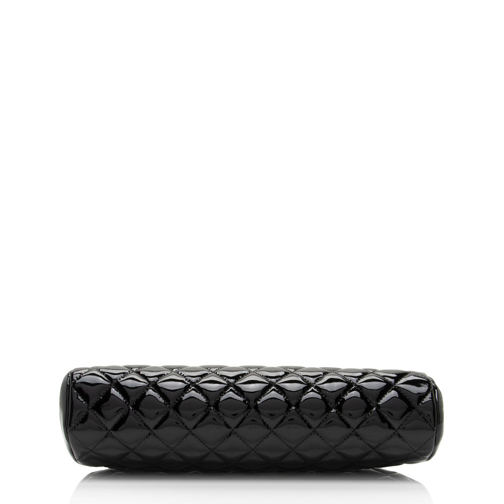 Chanel Patent Leather Timeless Clutch (SHF-QRt3pK)