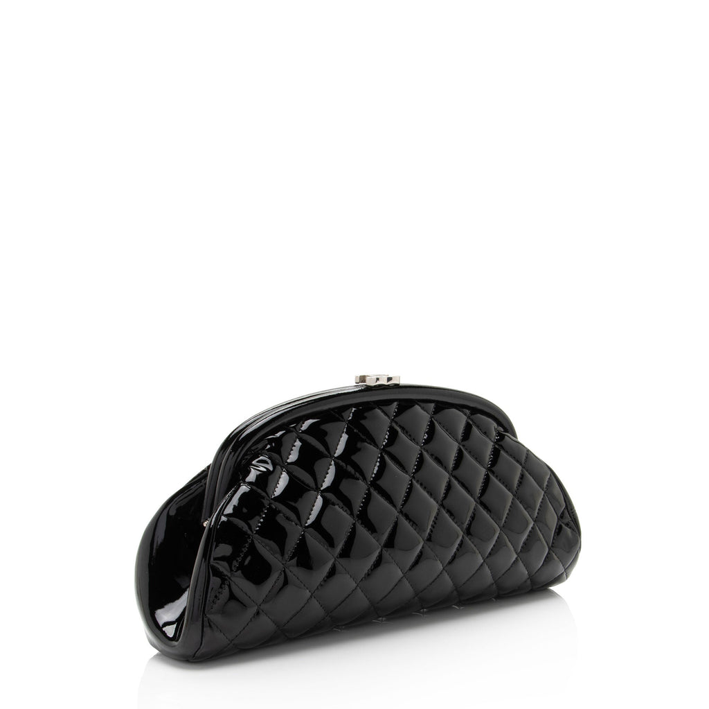 Chanel Patent Leather Timeless Clutch (SHF-QRt3pK)