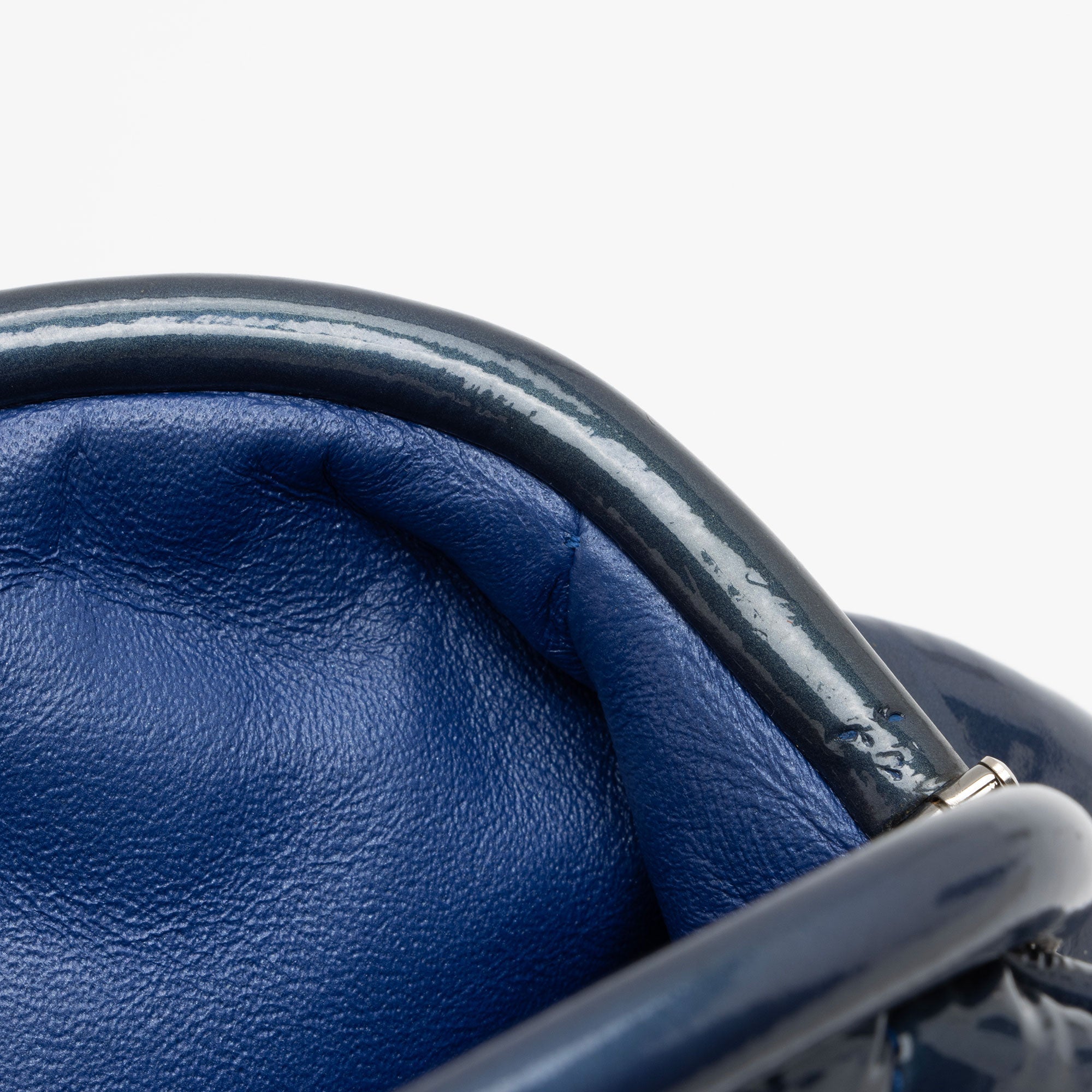 Chanel Patent Leather Timeless Clutch (SHF-UYzBin)