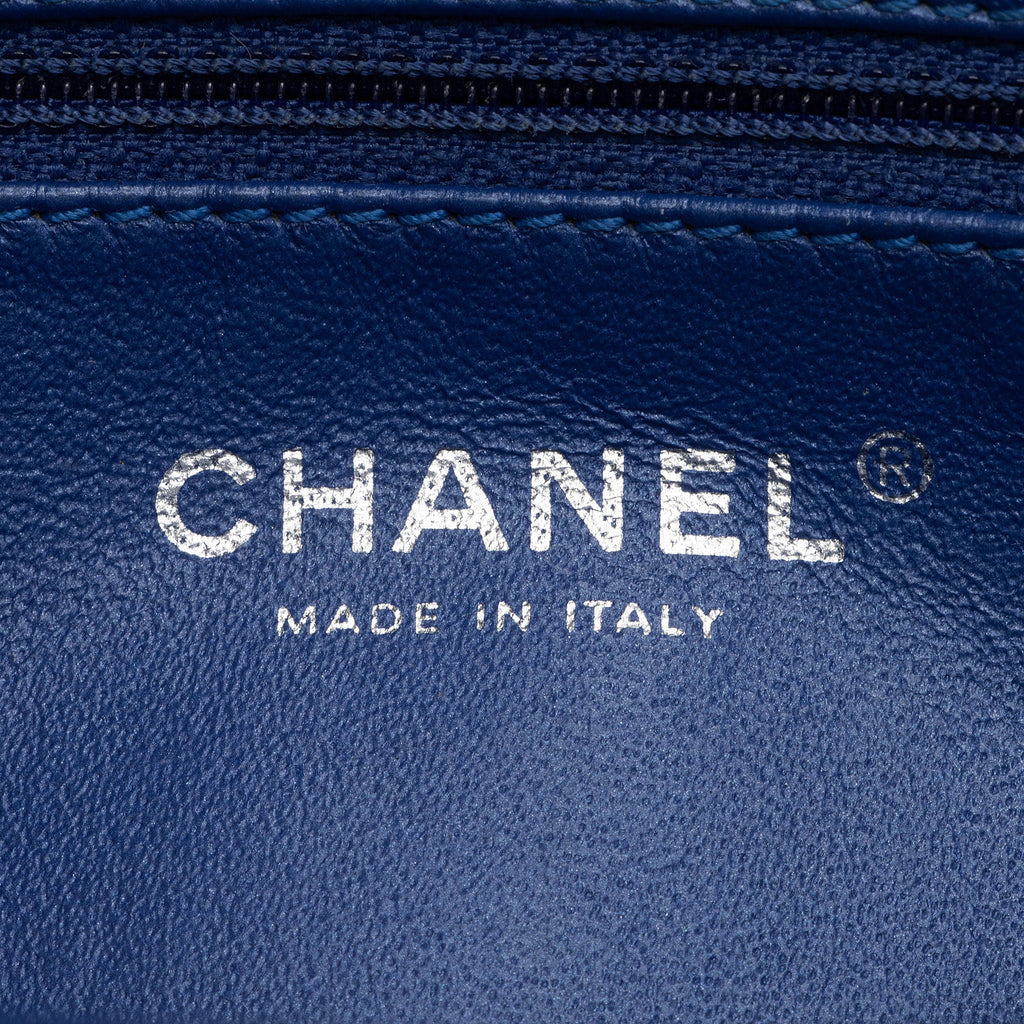 Chanel Patent Leather Timeless Clutch (SHF-UYzBin)