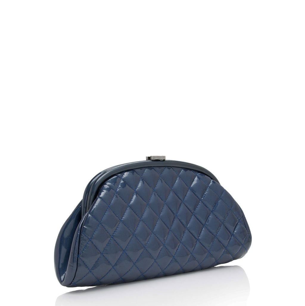 Chanel Patent Leather Timeless Clutch (SHF-UYzBin)