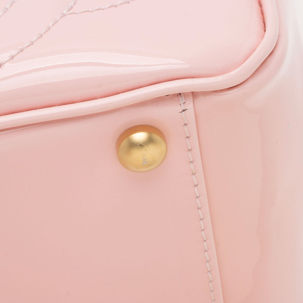 Chanel Patent Leather Triple CC Small Tote (SHF-Kk4uom)