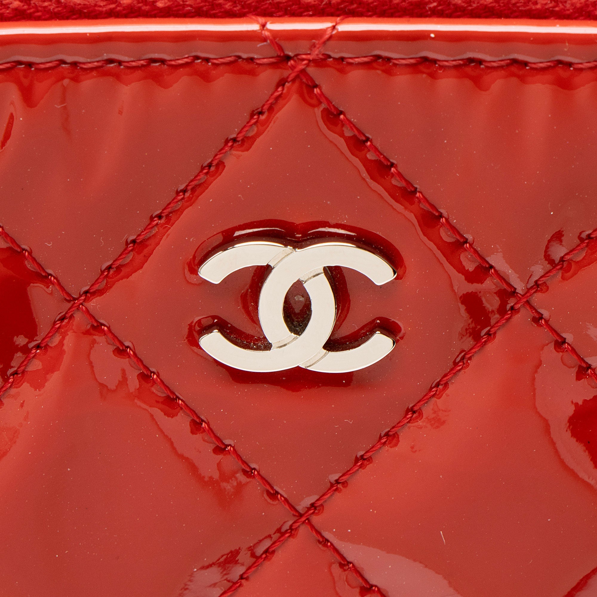 Chanel Patent Leather Valentine Hearts Medium O-Case