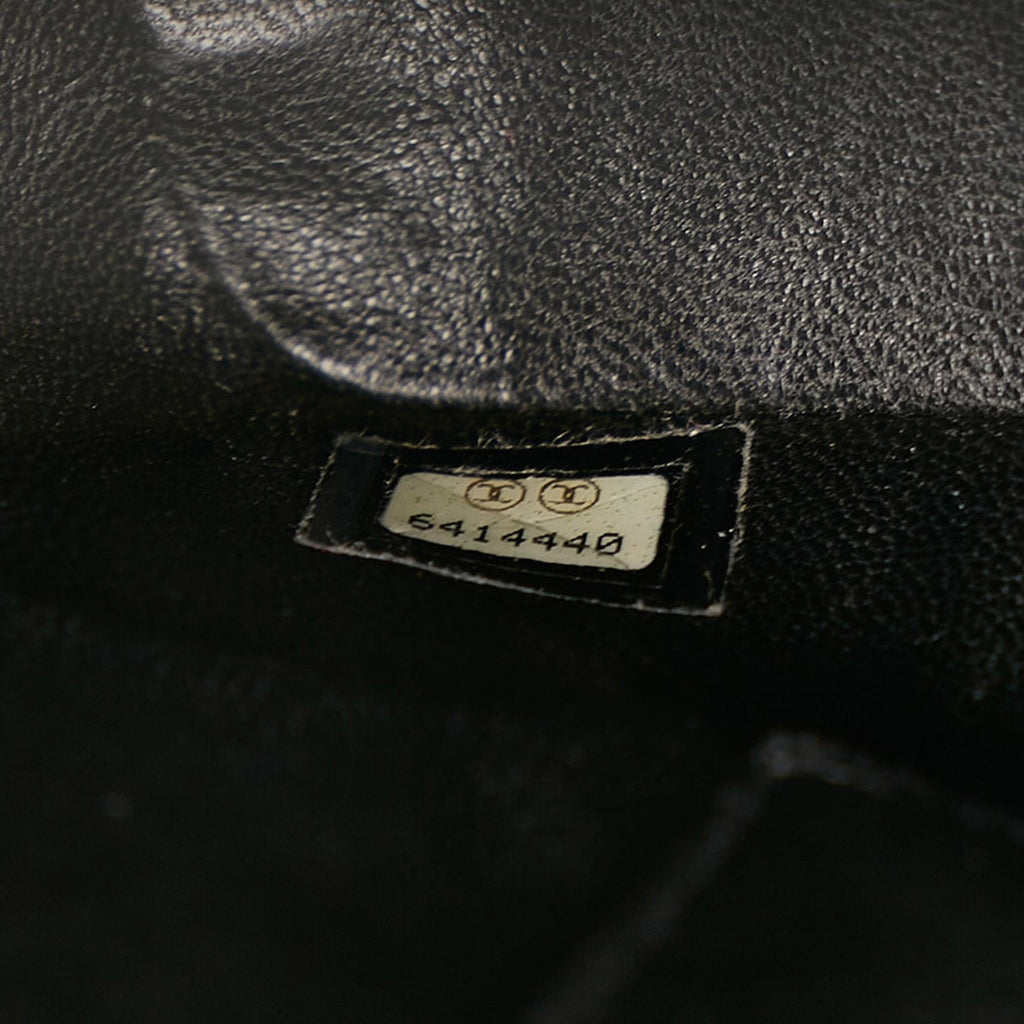 Chanel Patent Medallion Tote (SHG-35209)