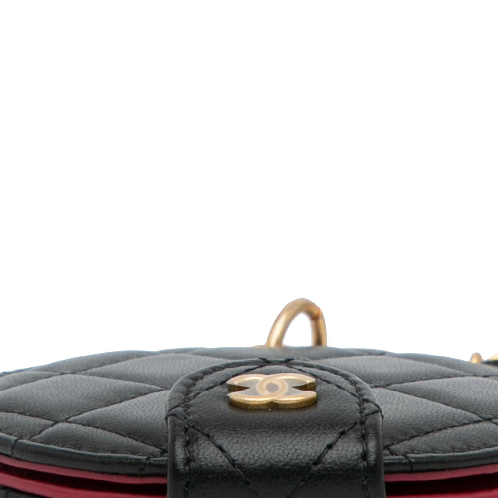 Chanel Pearl Crown CC Wristlet Multi Pouches (SHG-iLLXLn)