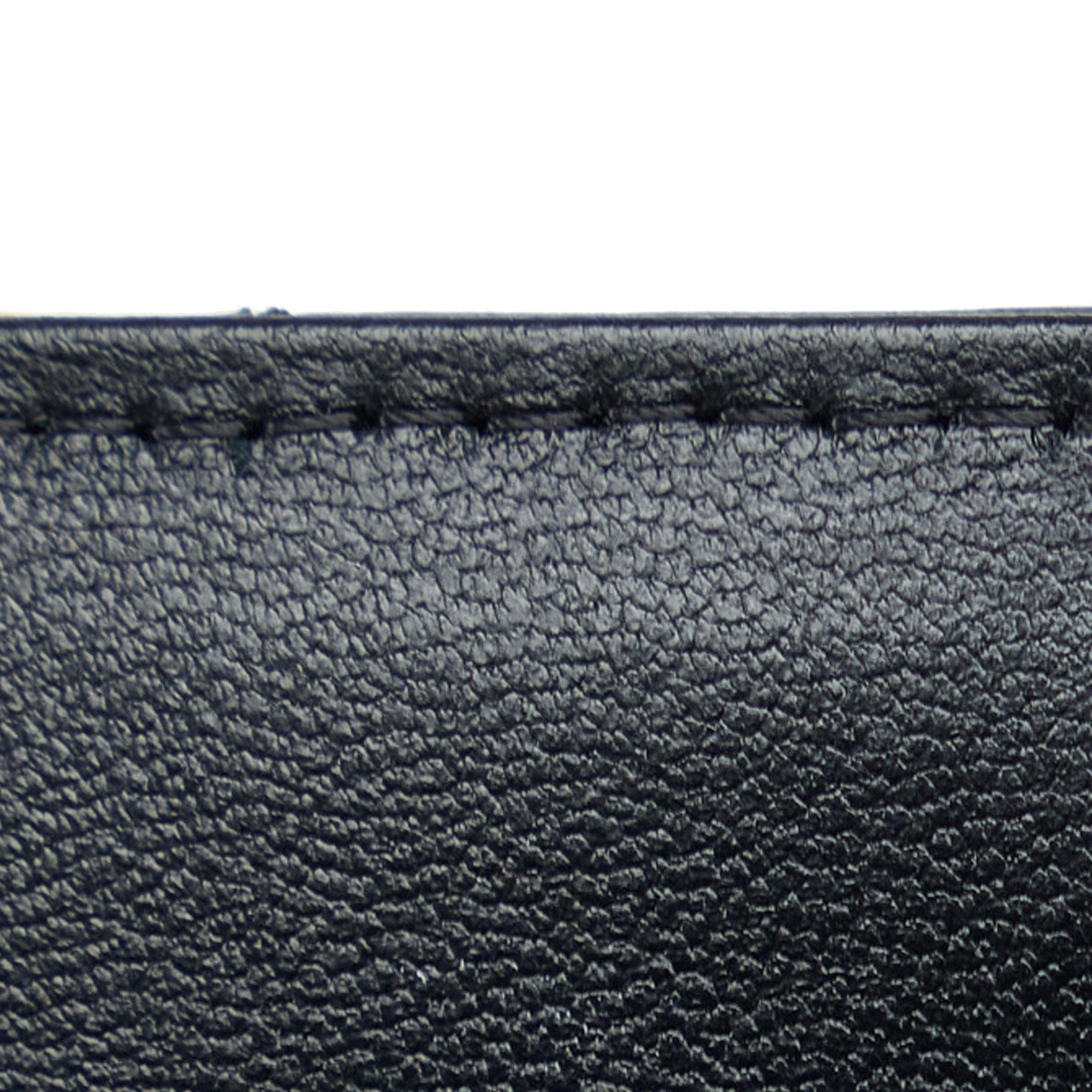 Chanel Pearl Crown Clutch On Chain (SHG-AvIaAb)