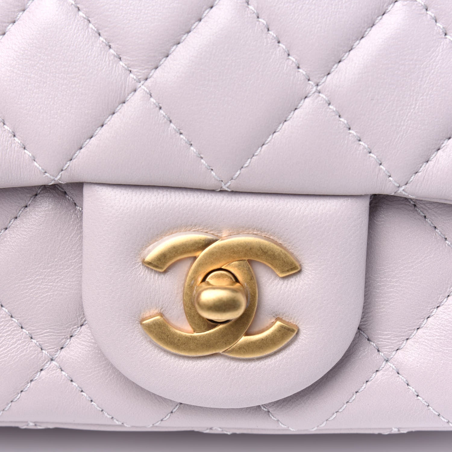 CHANEL QUILTED LAMBSKIN PEARL CRUSH FLAP BAG