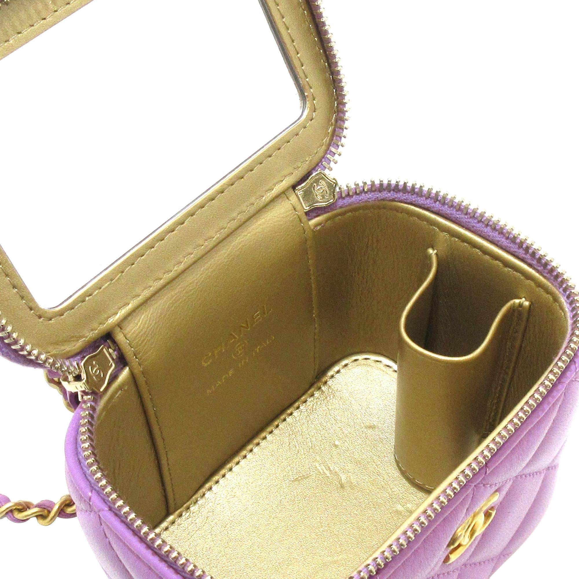Chanel Pearl Crush Mini Vanity Bag (SHG-iB2dw4)