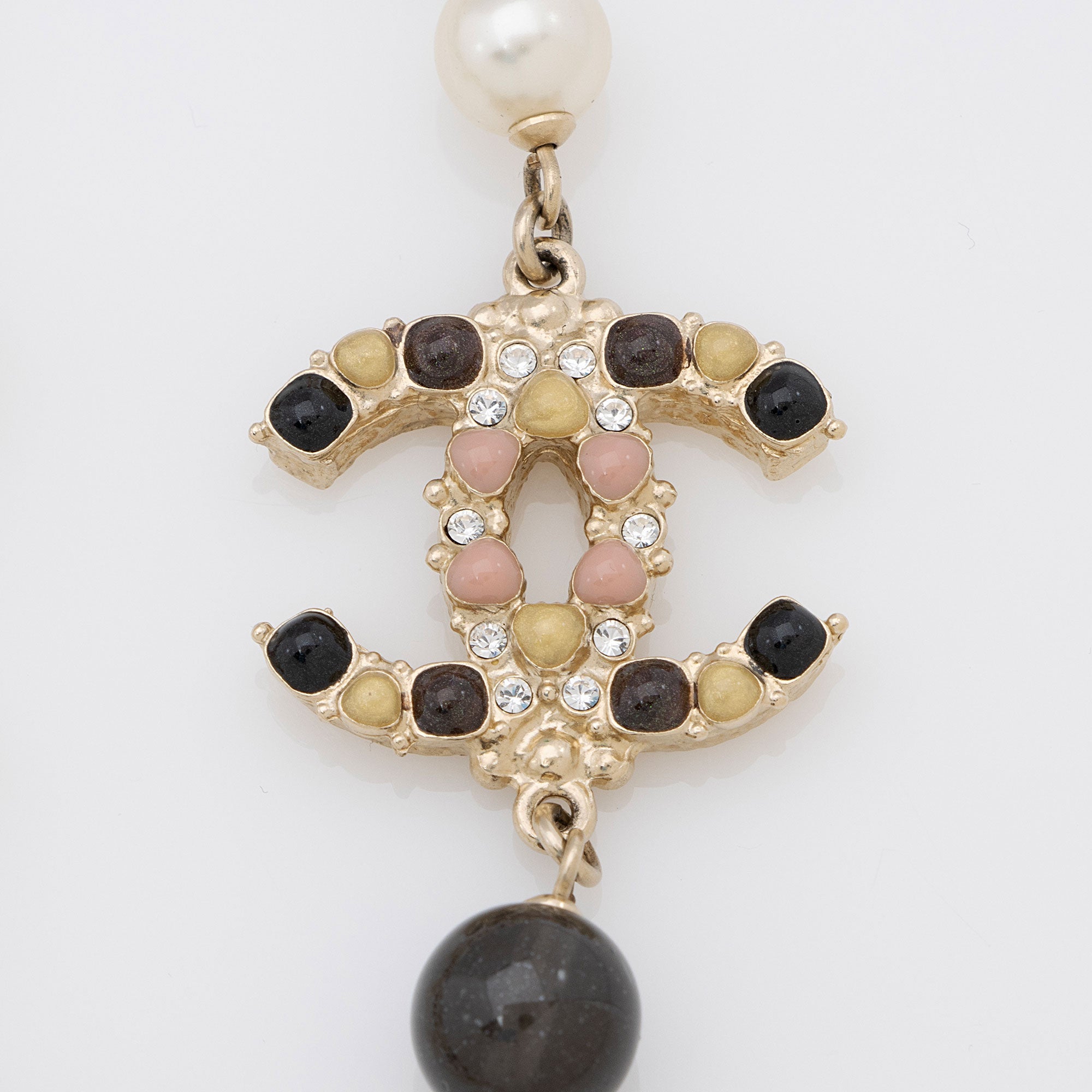 Chanel Pearl Crystal CC Long Necklace (SHF-l0h3vl)