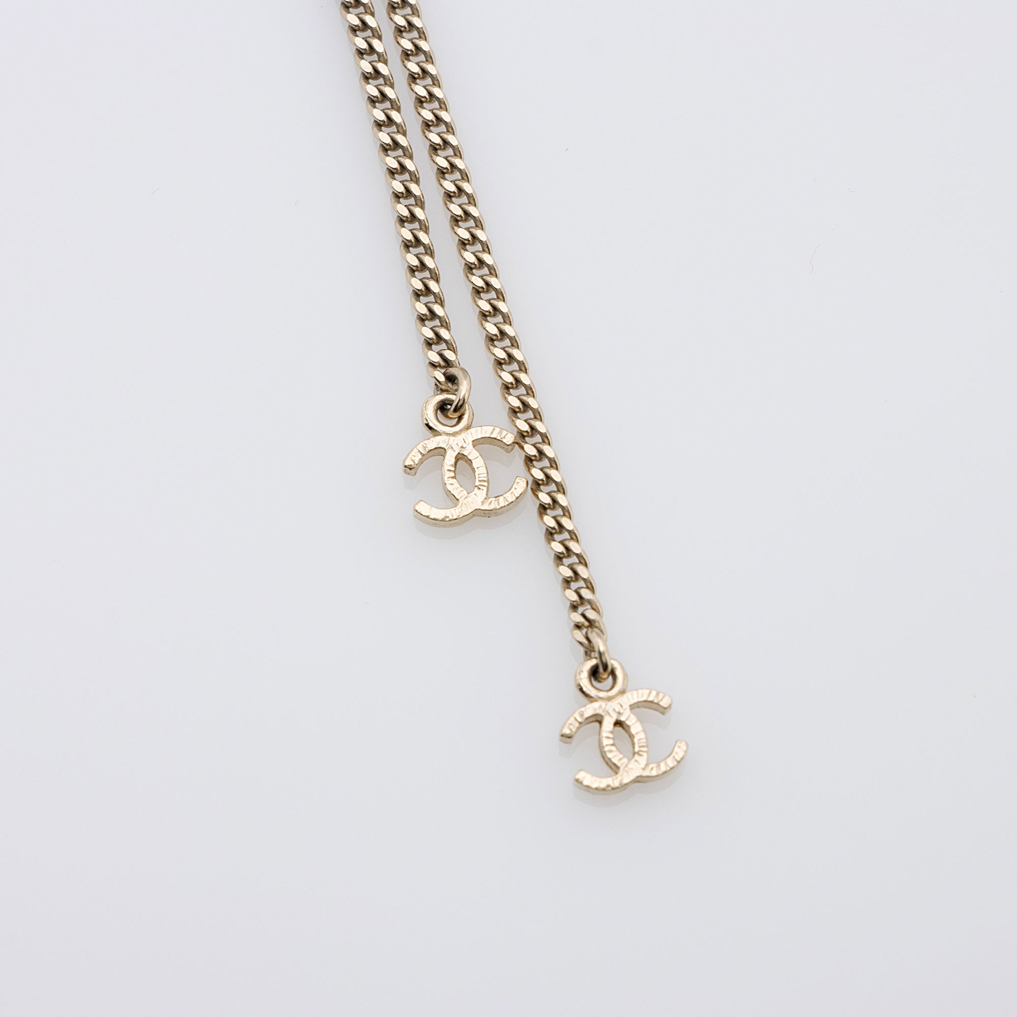 Chanel Pearl Crystal CC Long Necklace (SHF-l0h3vl)