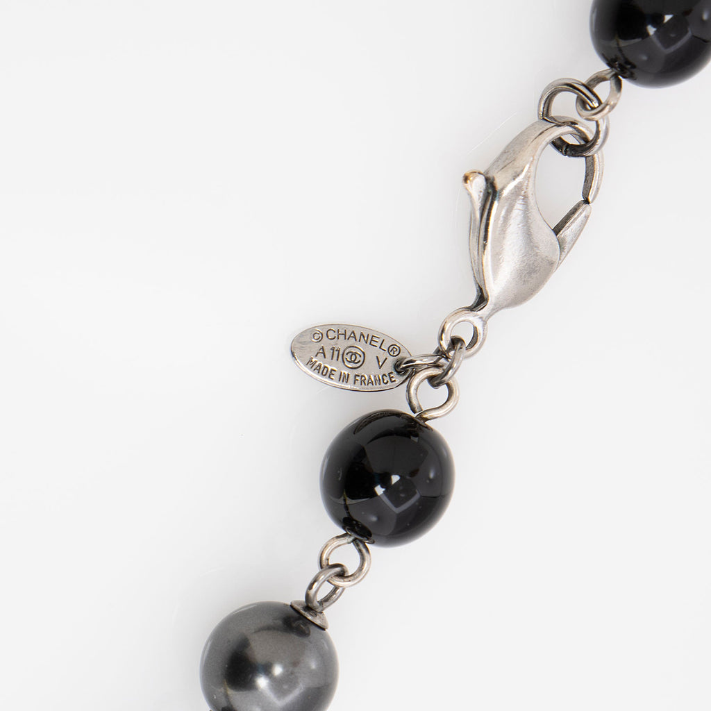 Chanel Pearl Resin CC Long Necklace (SHF-AmgJRN)
