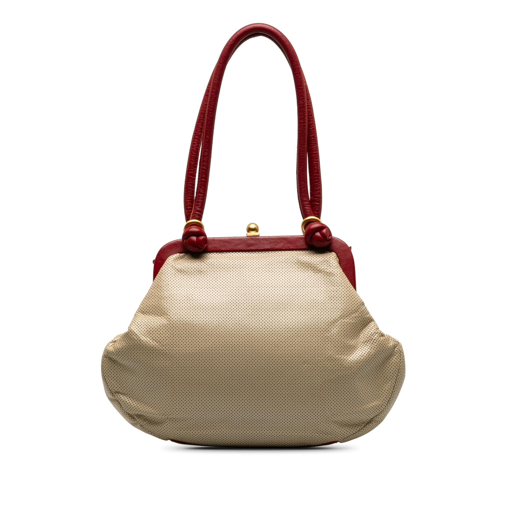 Chanel Perforated Bow Frame Handbag (SHG-EWnif8)