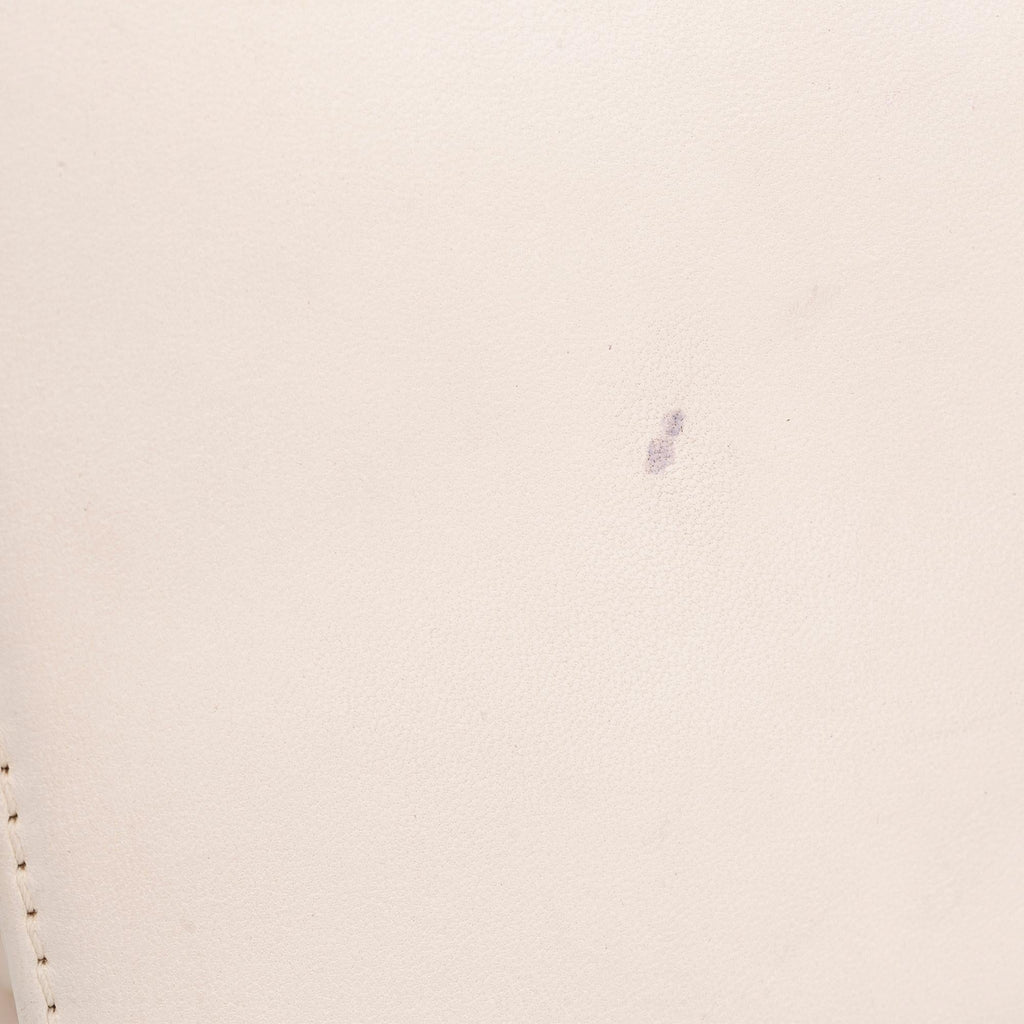 Chanel Perforated Lambskin Boy Flap (SHG-j0q4NI)
