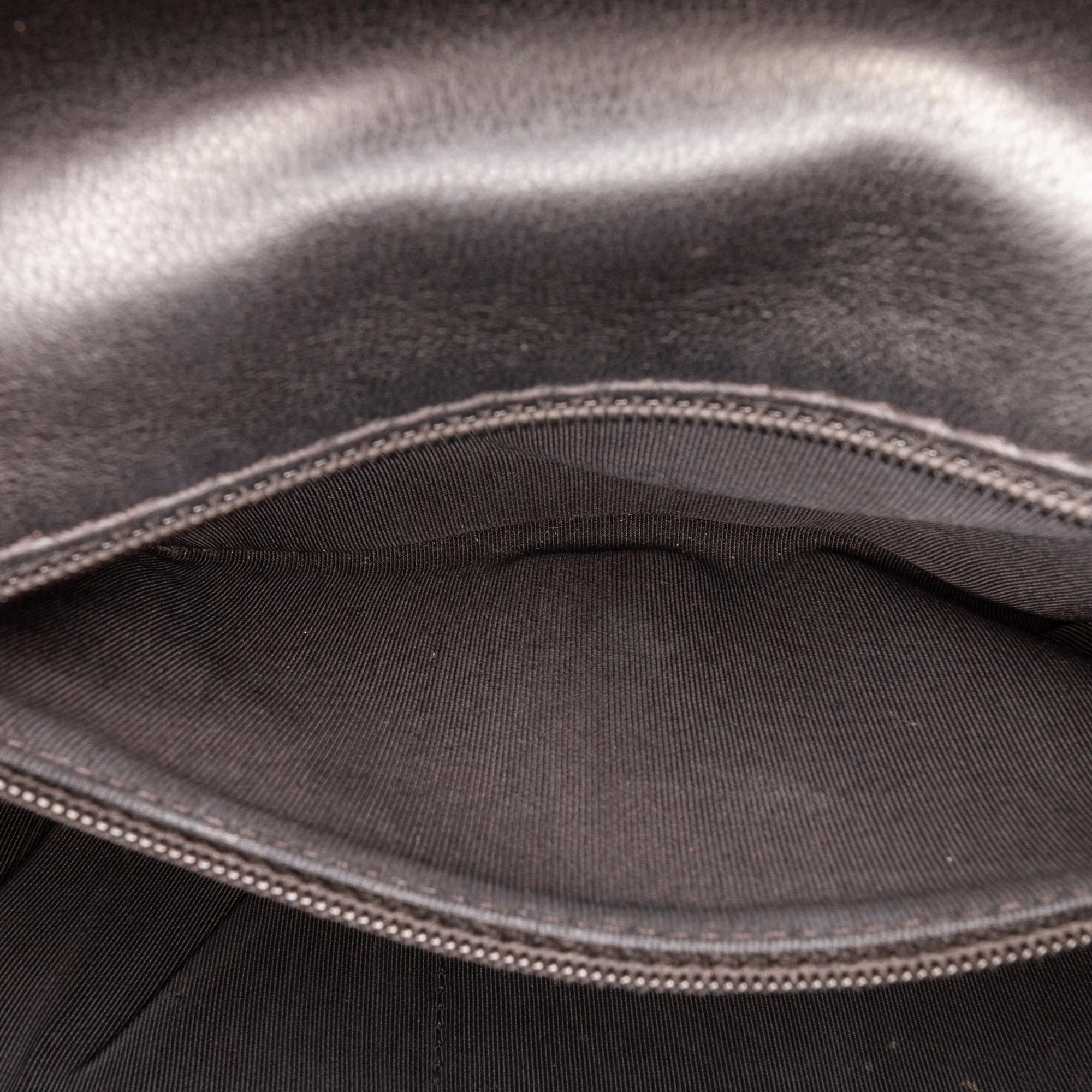 Chanel Perforated Lambskin Boy Flap (SHG-5uI7Qu)