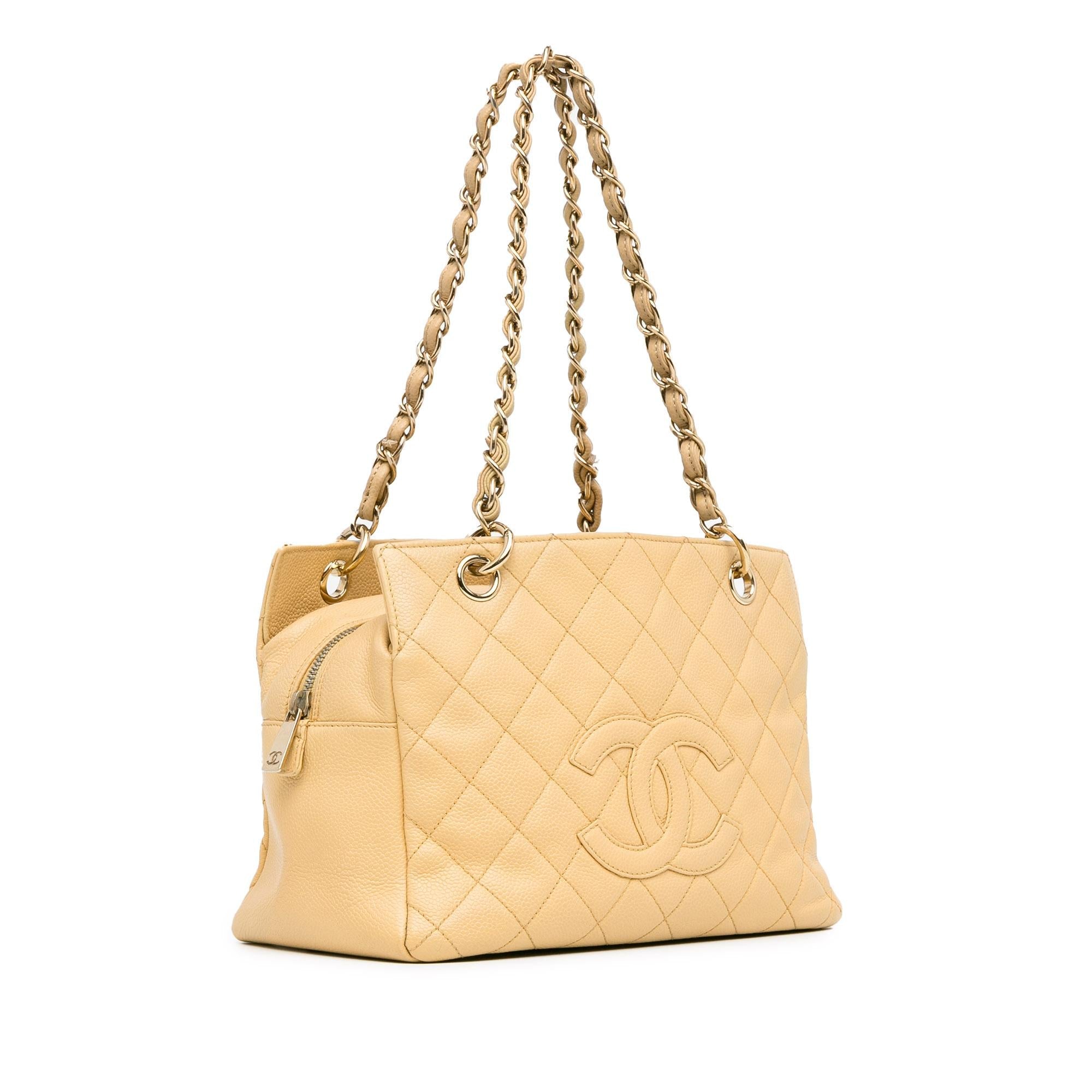 Chanel Petite Caviar Timeless Shopping Tote (SHG-BPvc34)
