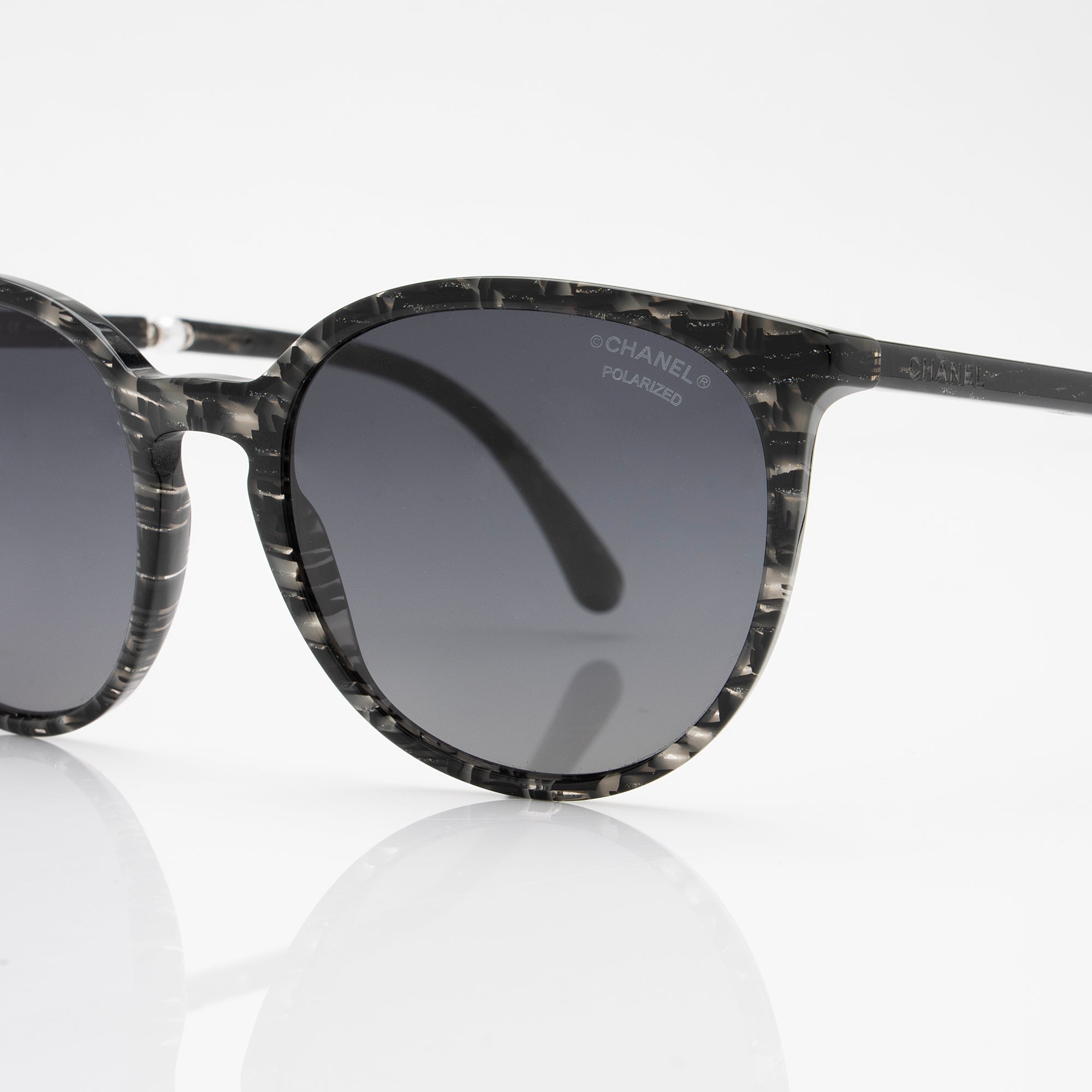 Chanel Polarized Glitter Pearl Butterfly Sunglasses (SHF-E4kKTX)