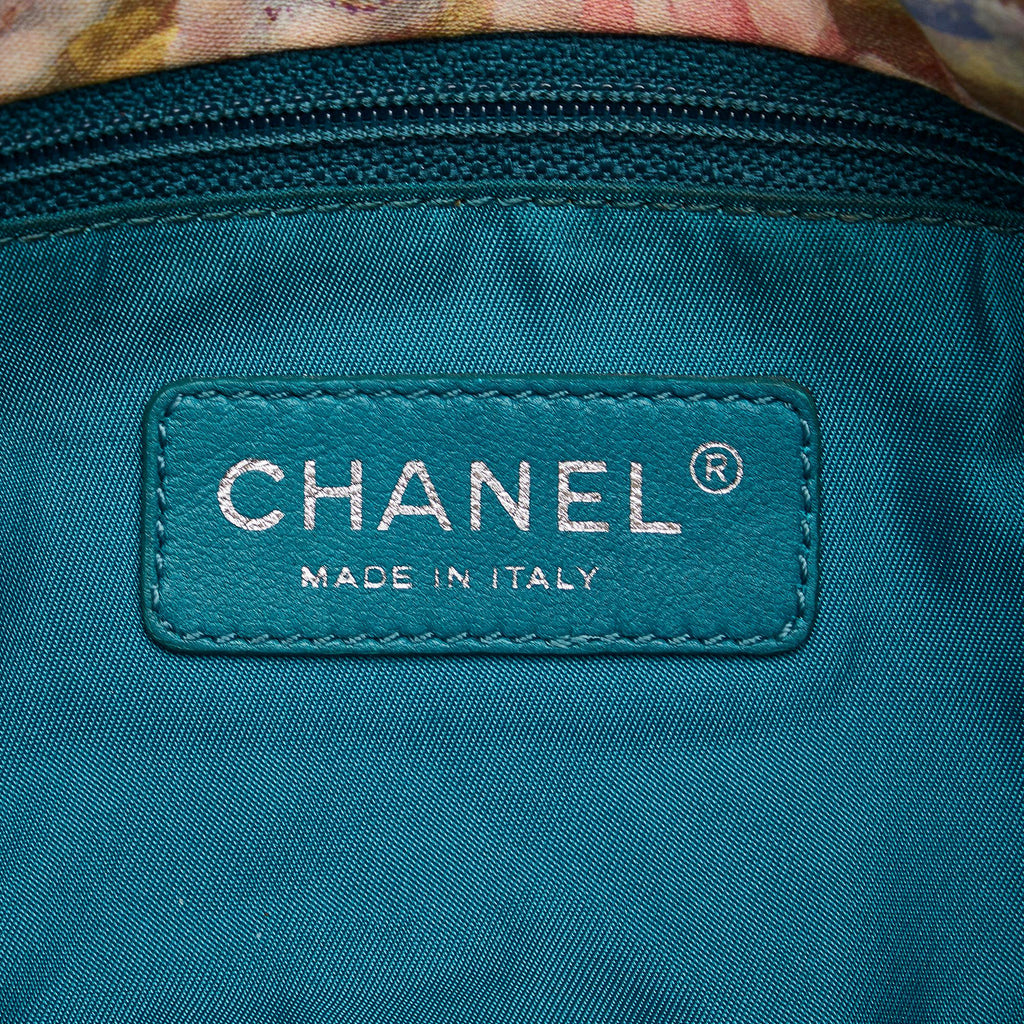 Chanel Printed Canvas Watercolor Pochette Flap (SHG-LineIE)