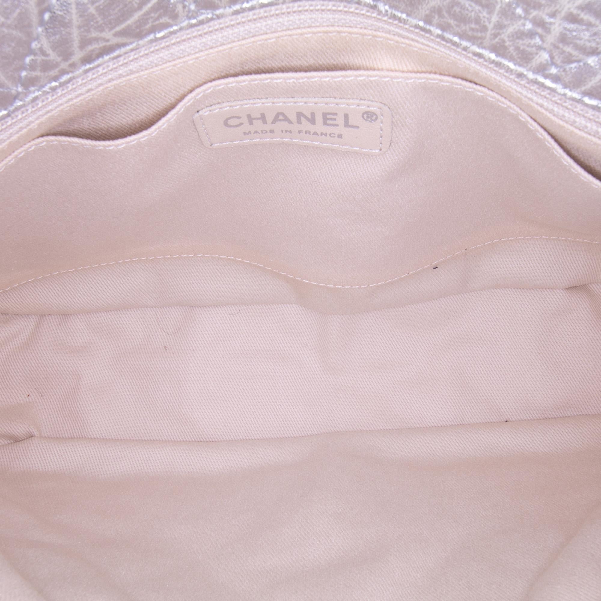 Chanel Quilted Aged Calfskin On The Rocks Flap