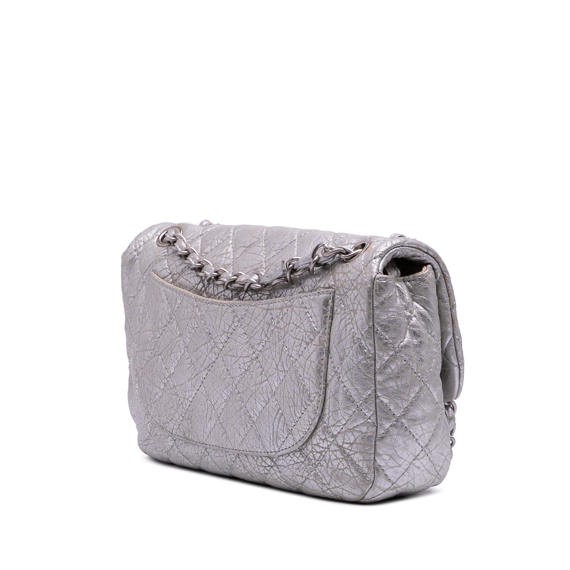 Chanel Quilted Aged Calfskin On The Rocks Flap