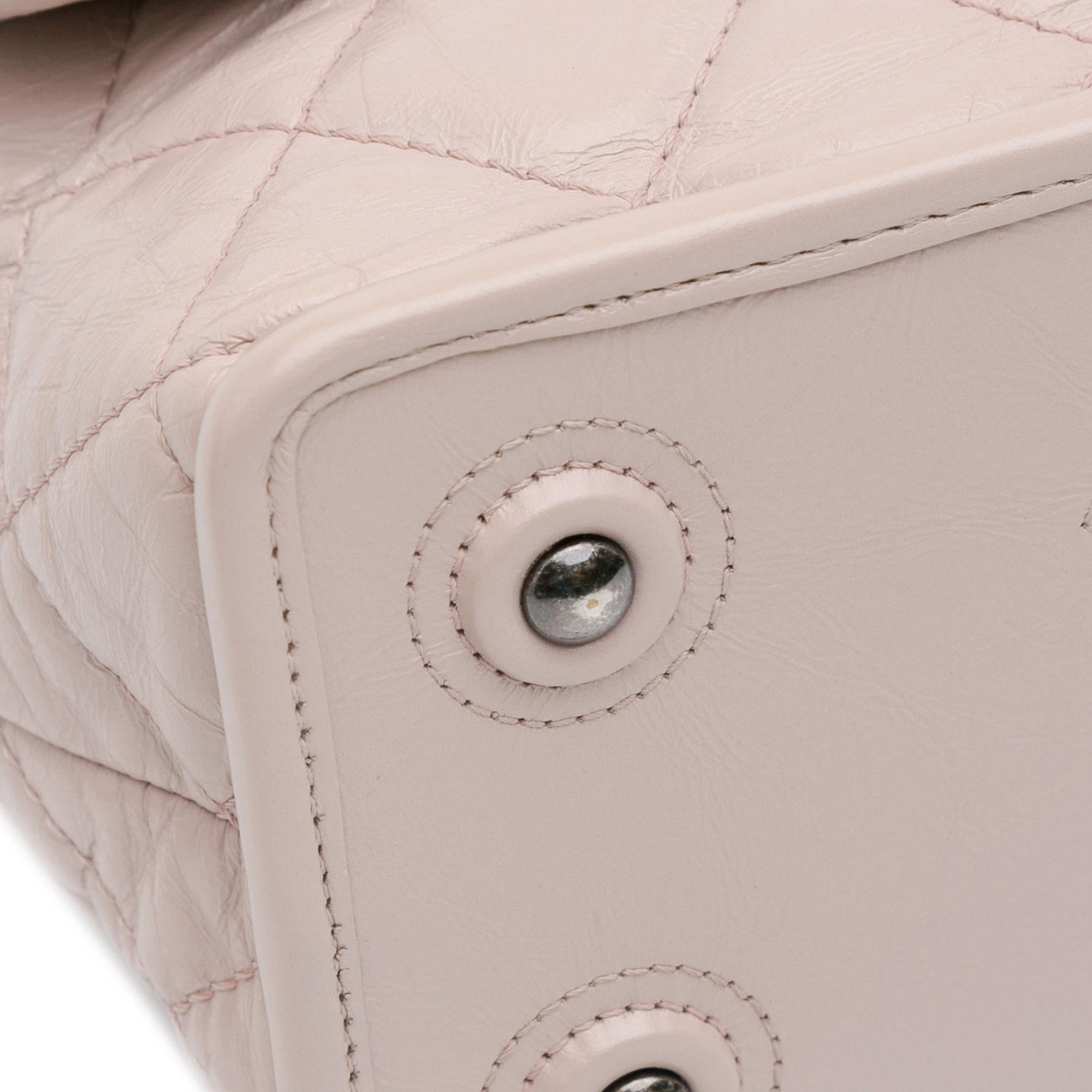 Chanel Quilted Aged Calfskin Single Flap (SHG-vBvXcU)