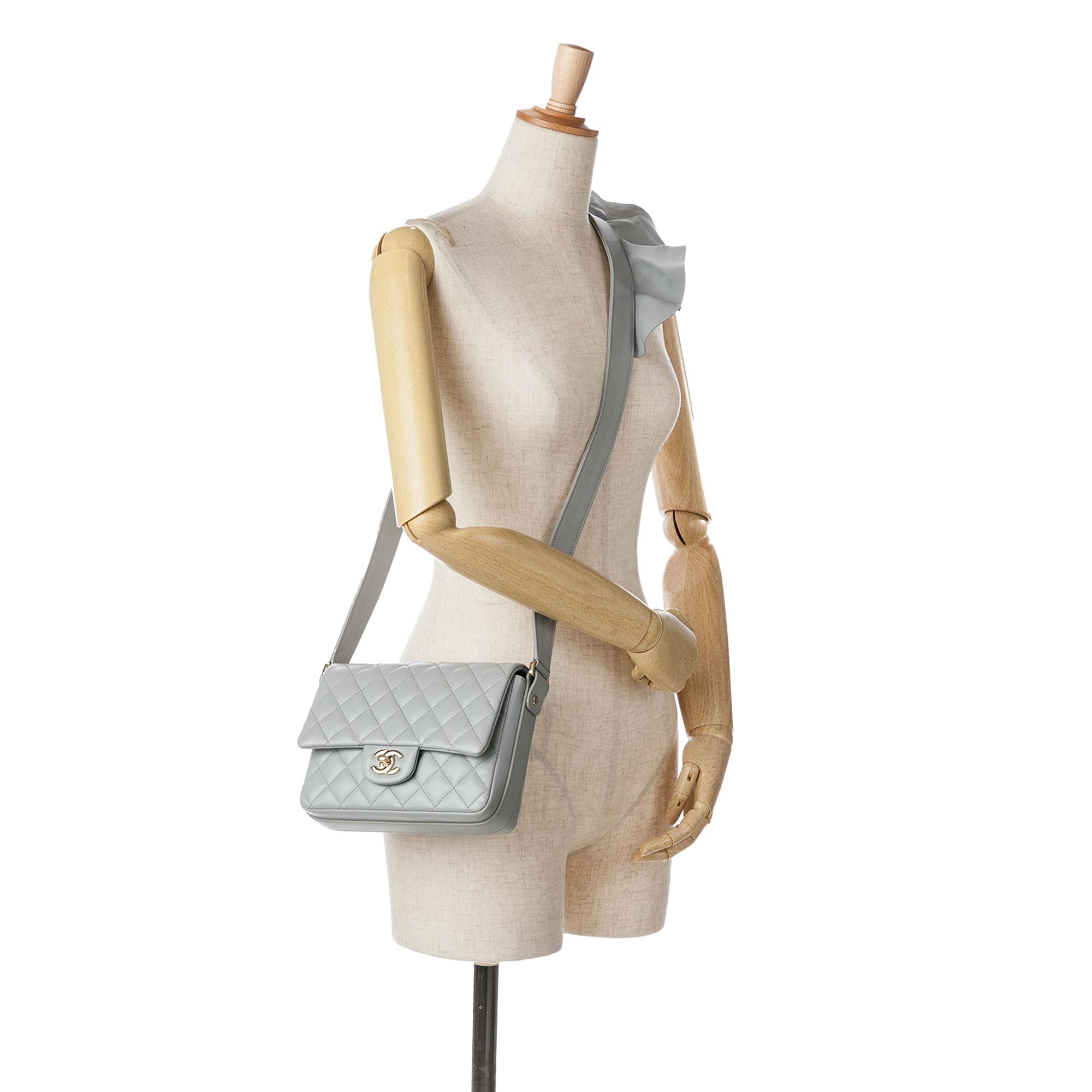 Chanel Quilted Calfskin Bolero de Chanel Flap