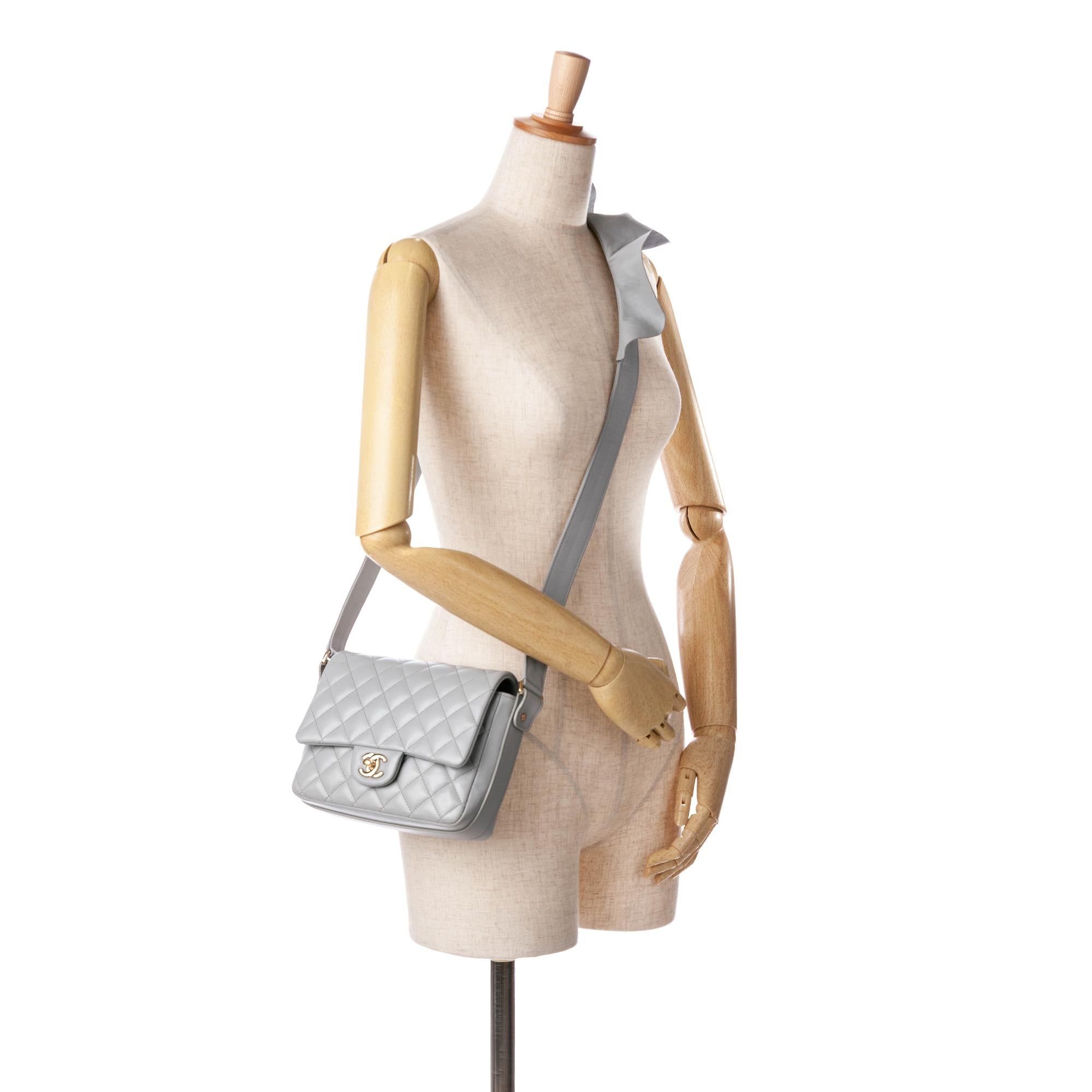 Chanel Quilted Calfskin Bolero de Chanel Flap