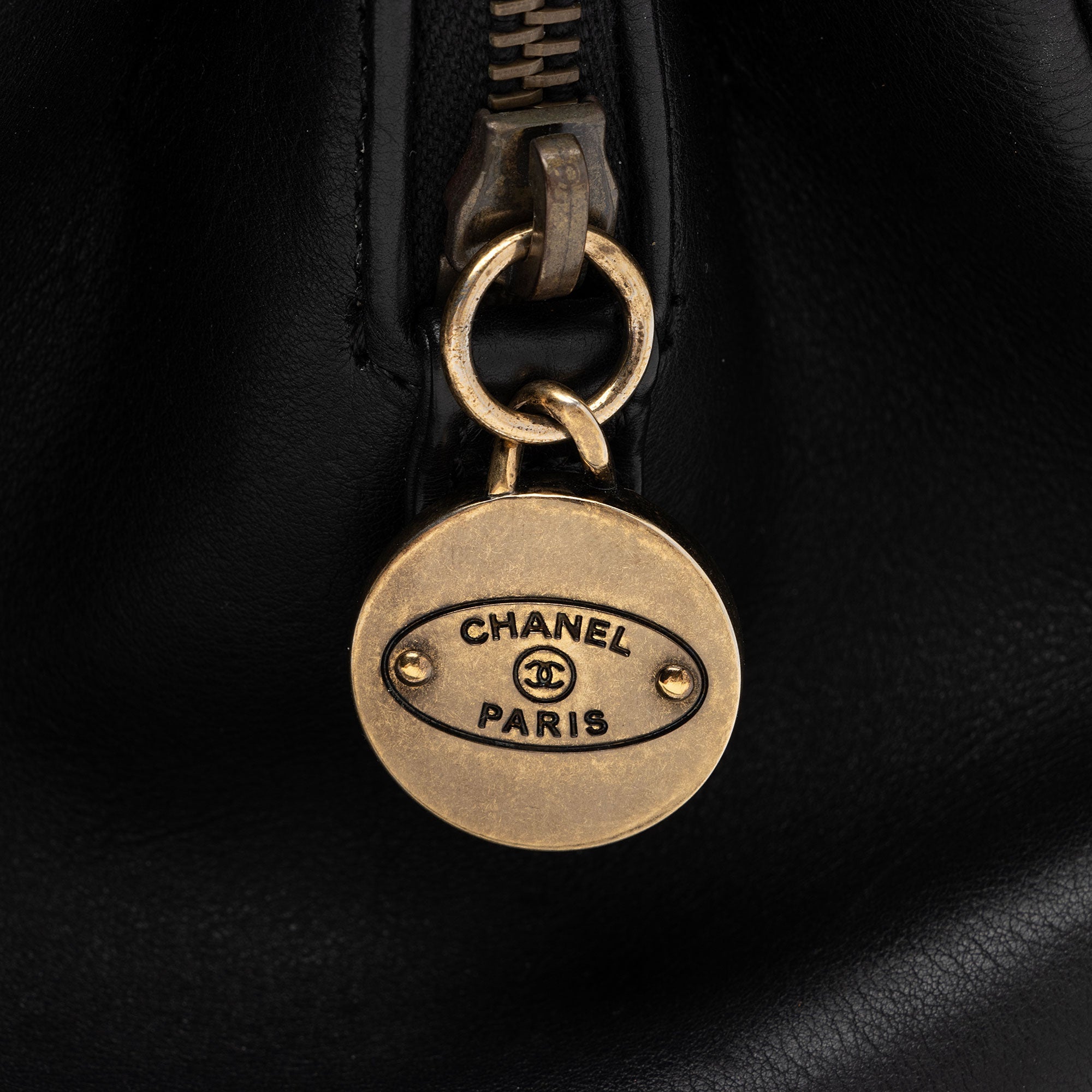Chanel Quilted Calfskin CC Crown Small Tote (SHF-bToVAu)